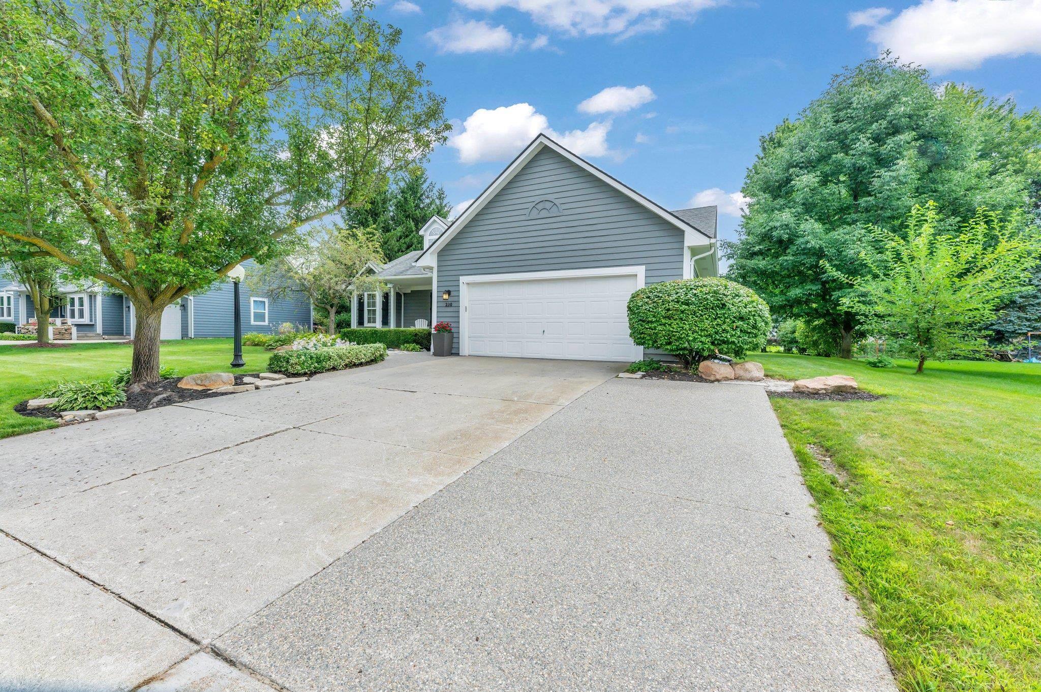 230 Oxford Lake