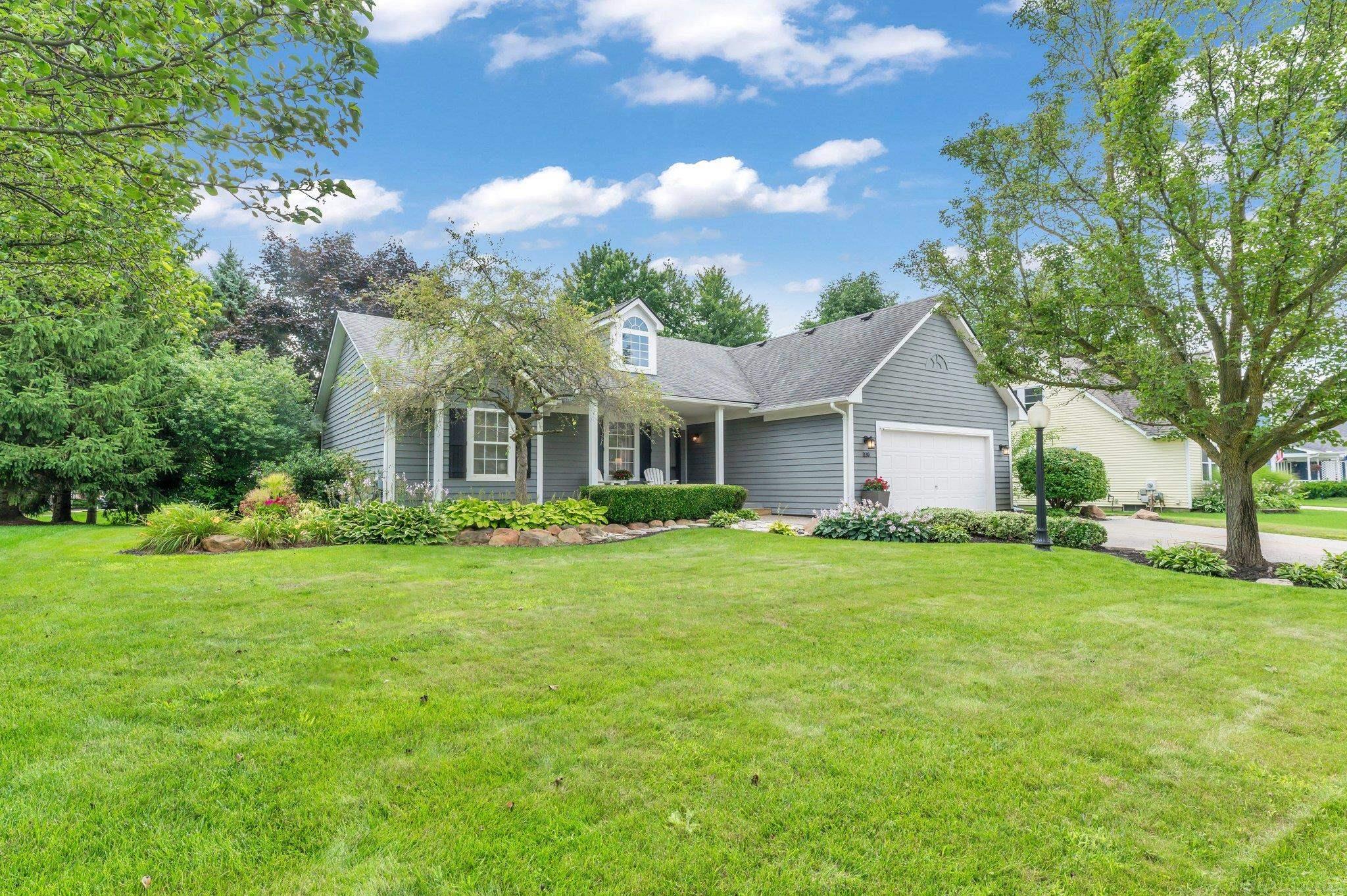 230 Oxford Lake