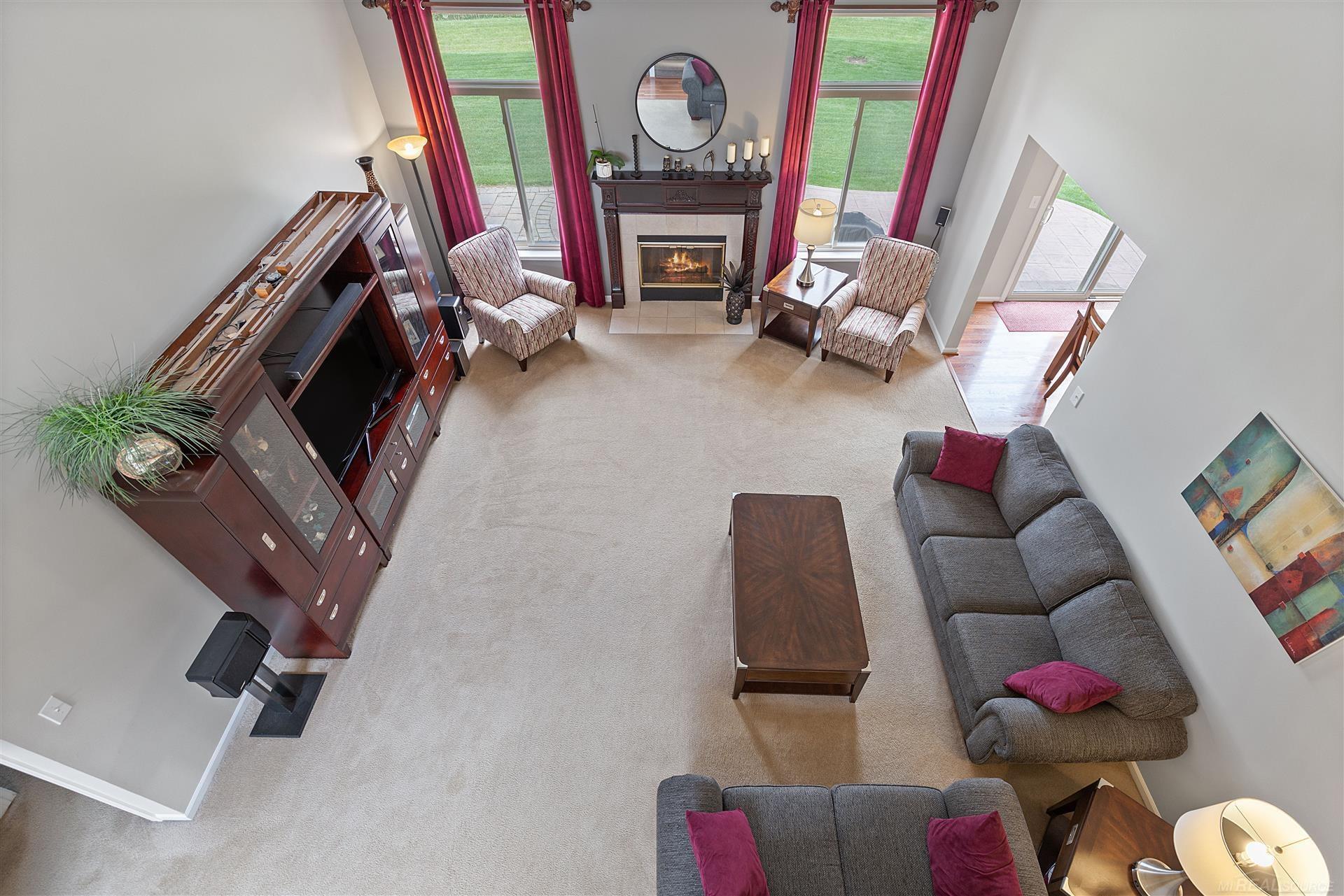 52496 Fox Pointe Drive