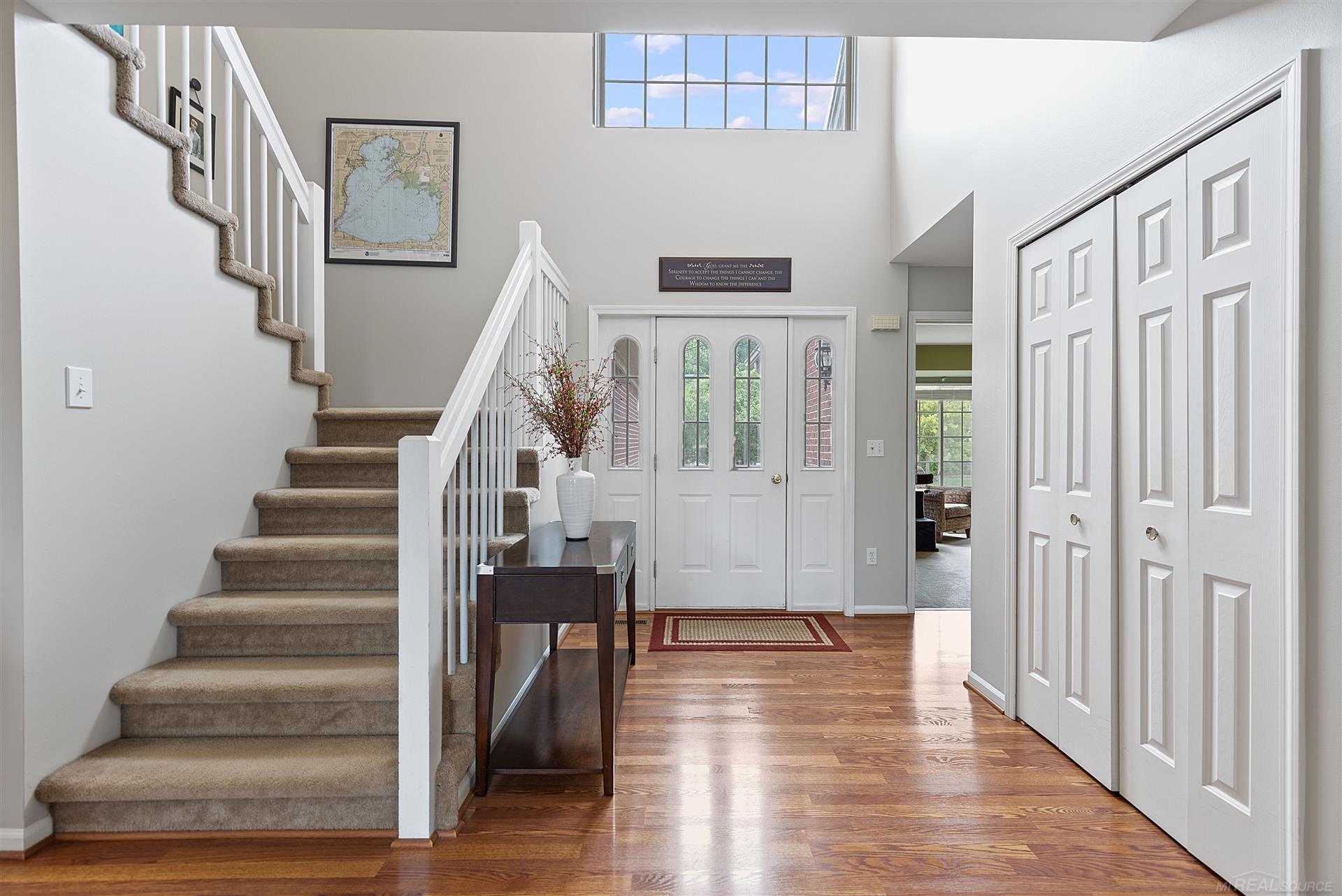 52496 Fox Pointe Drive
