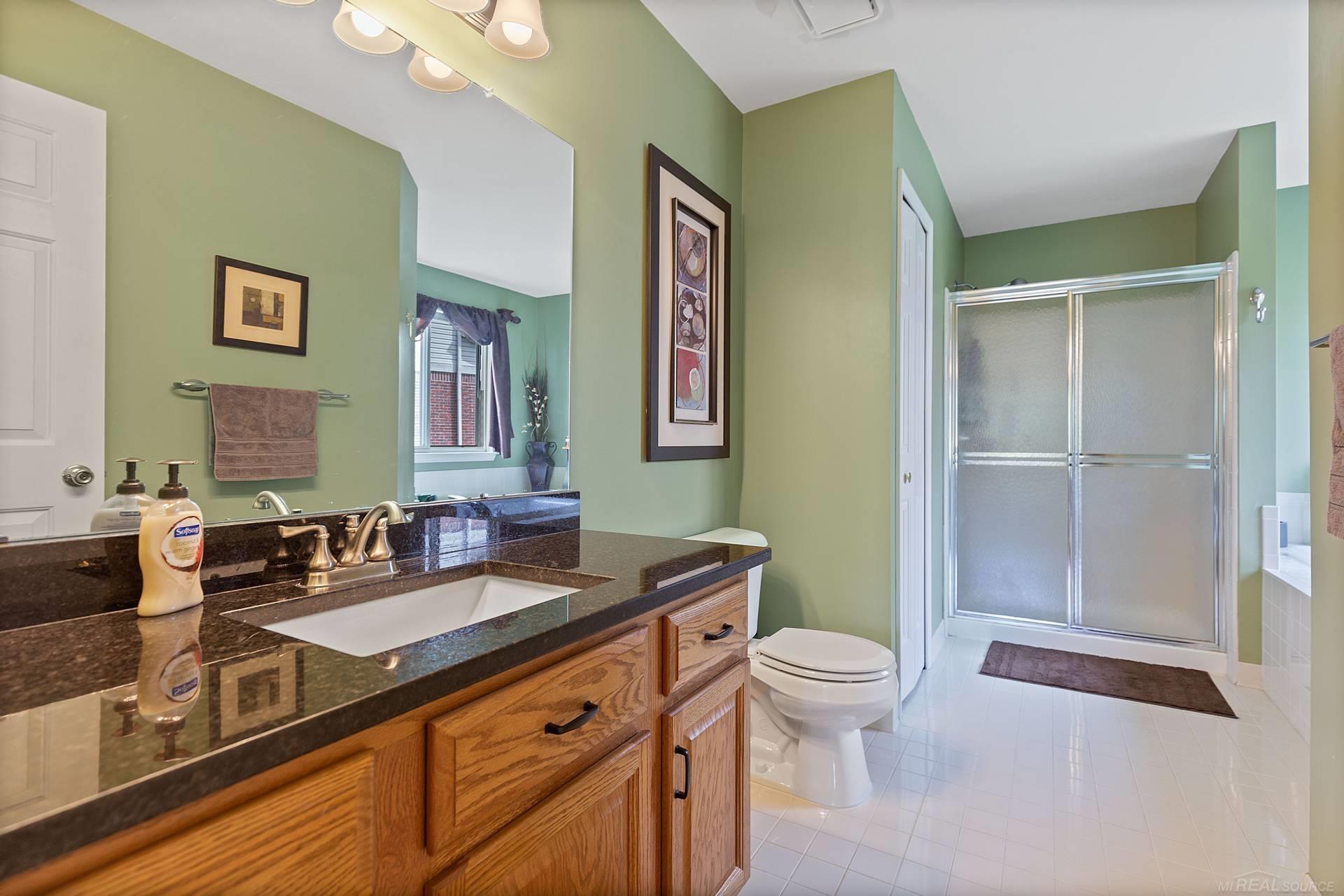 52496 Fox Pointe Drive