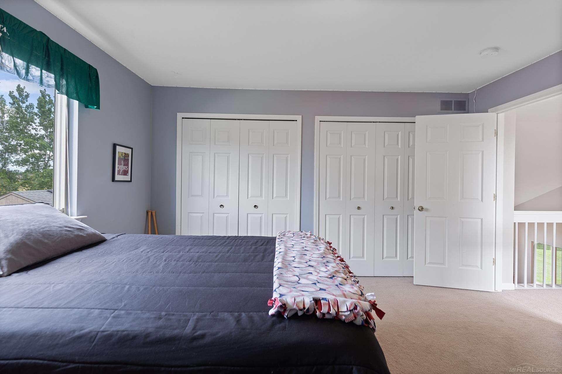 52496 Fox Pointe Drive