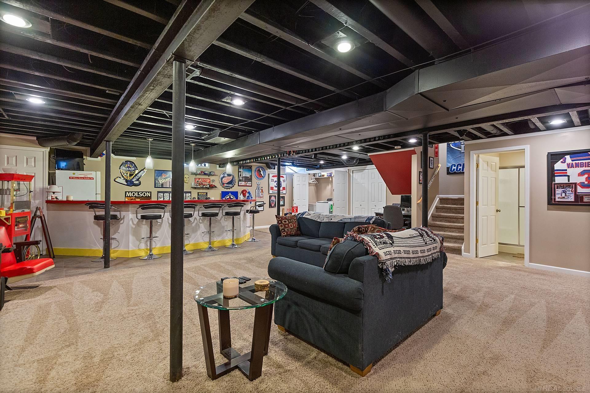 52496 Fox Pointe Drive