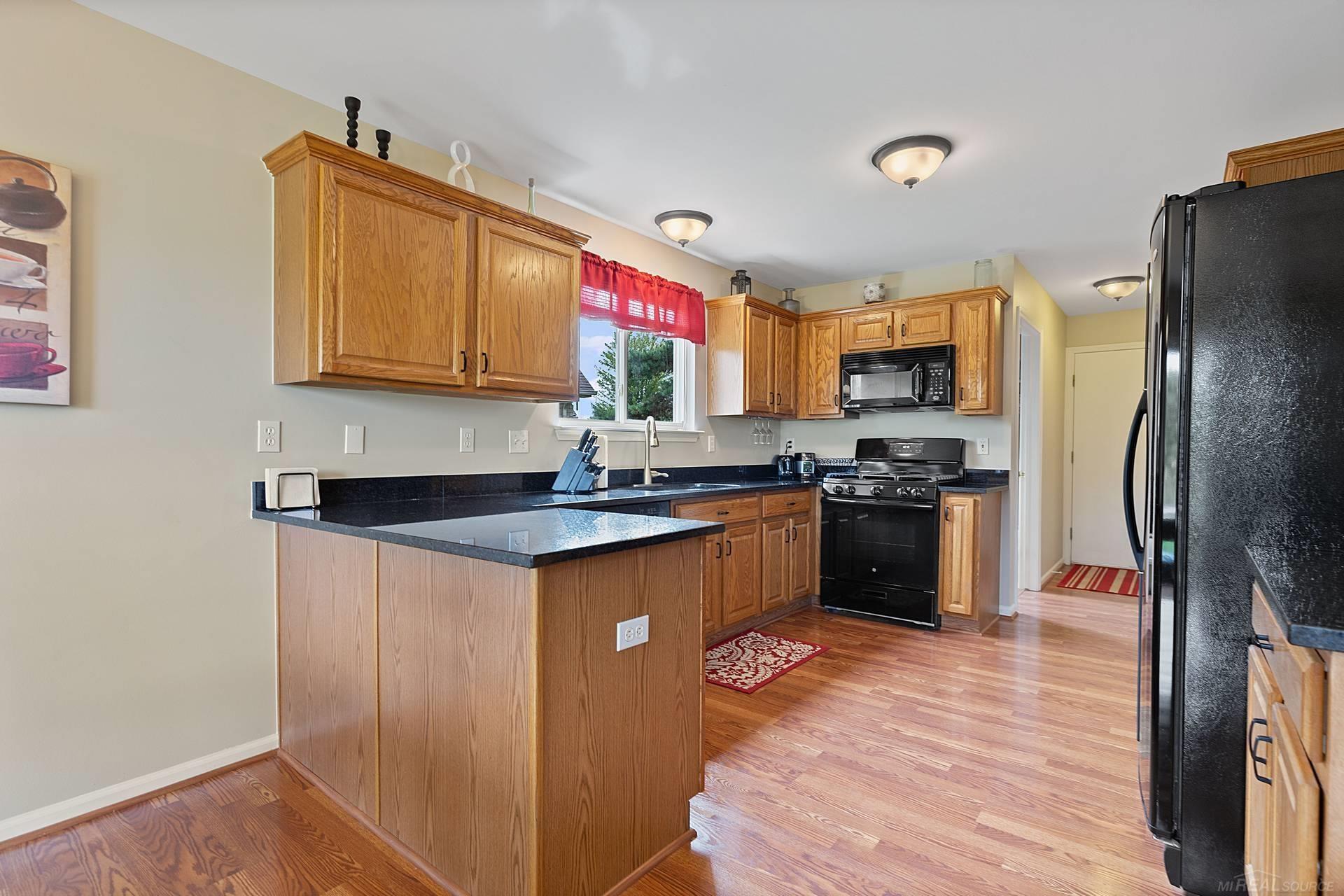 52496 Fox Pointe Drive