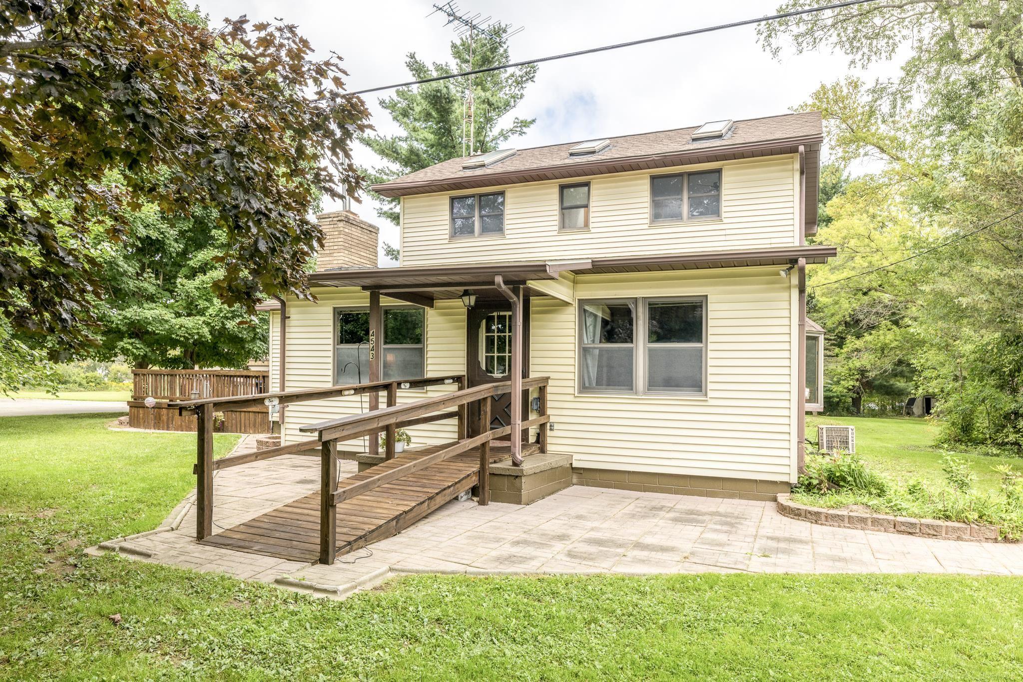 4543 Main Street