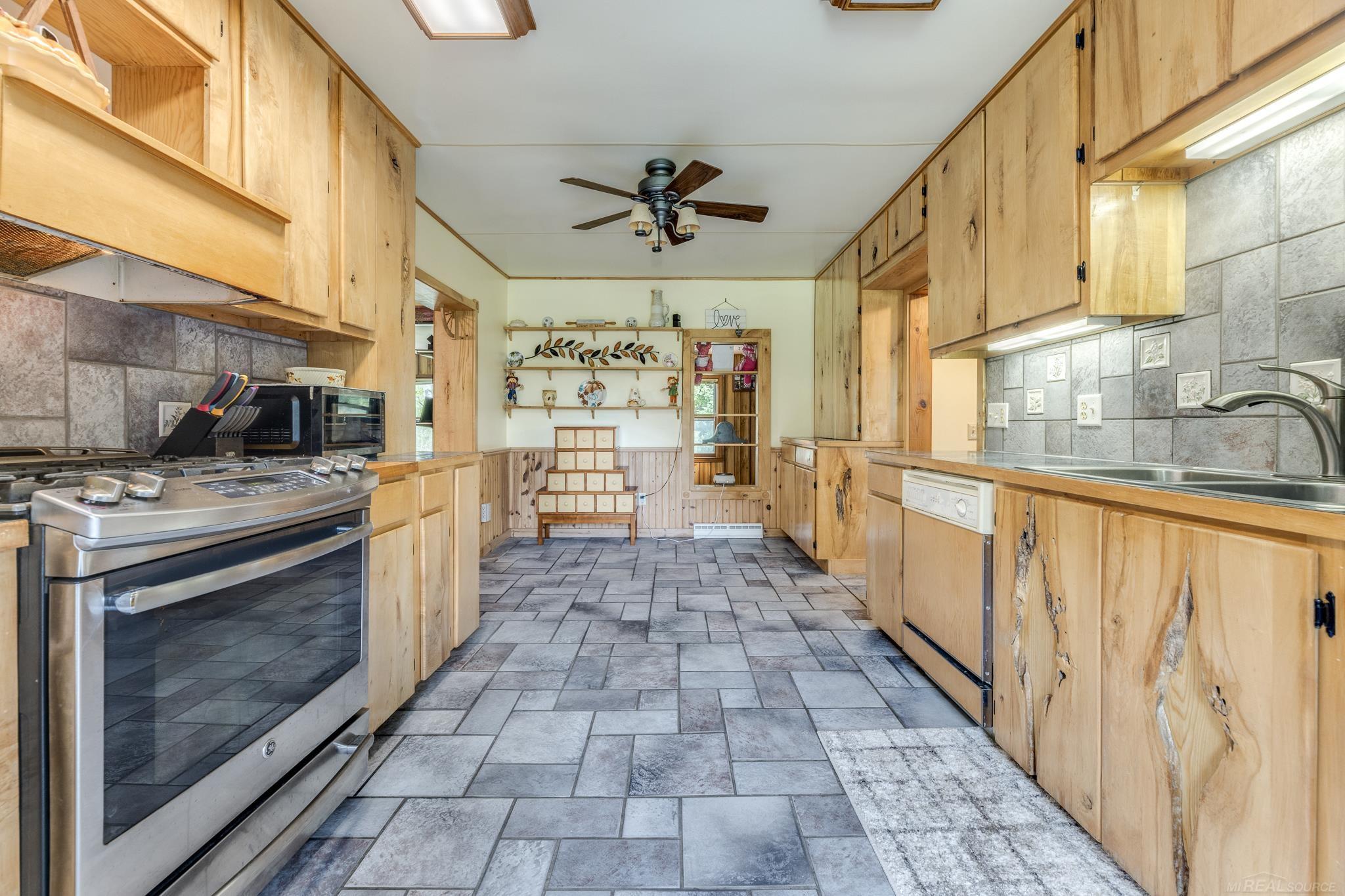4543 Main Street