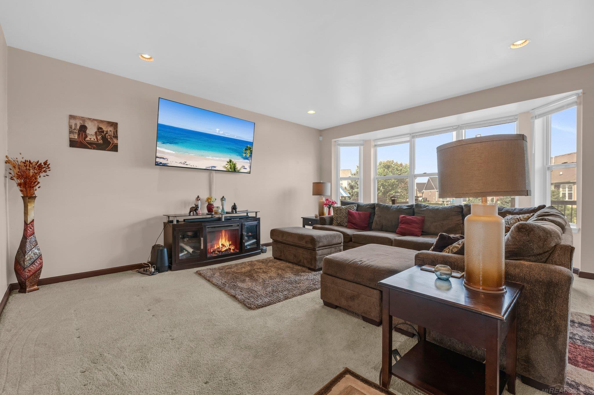 41253 Altissimo Drive