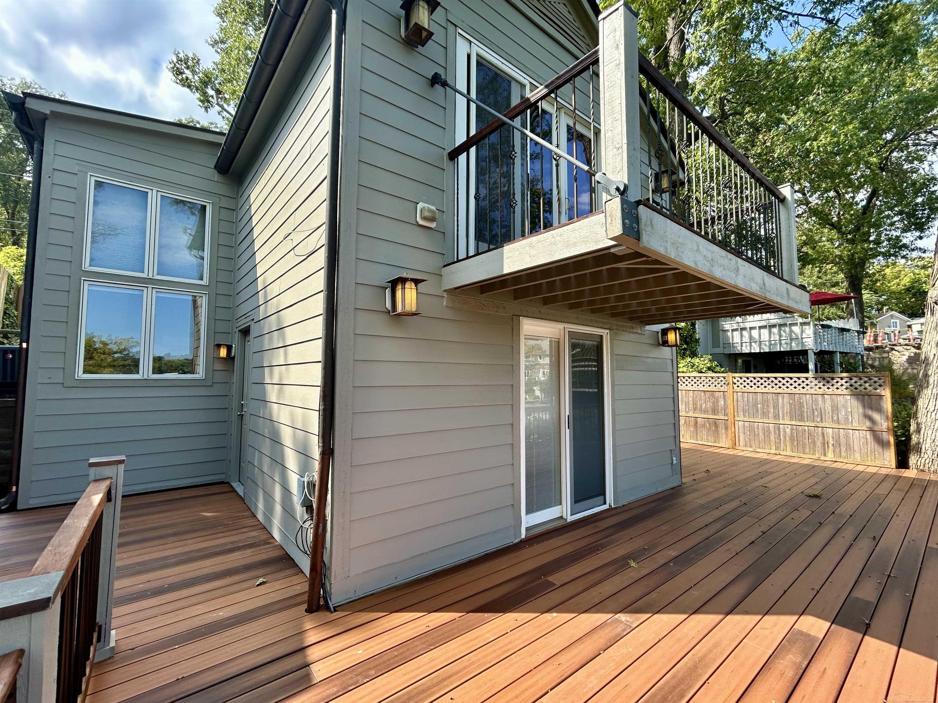 561 Bellevue Avenue