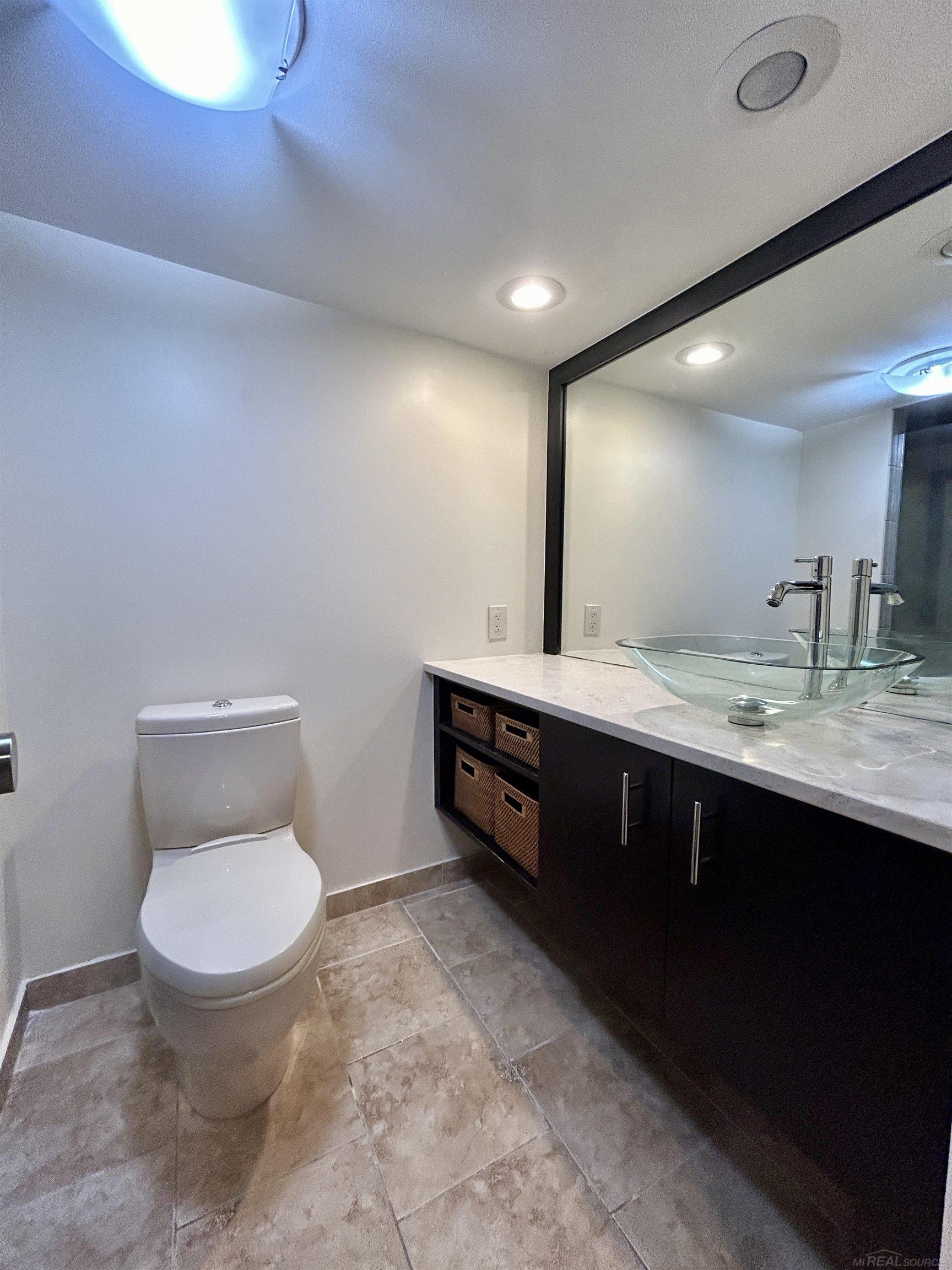 561 Bellevue Avenue