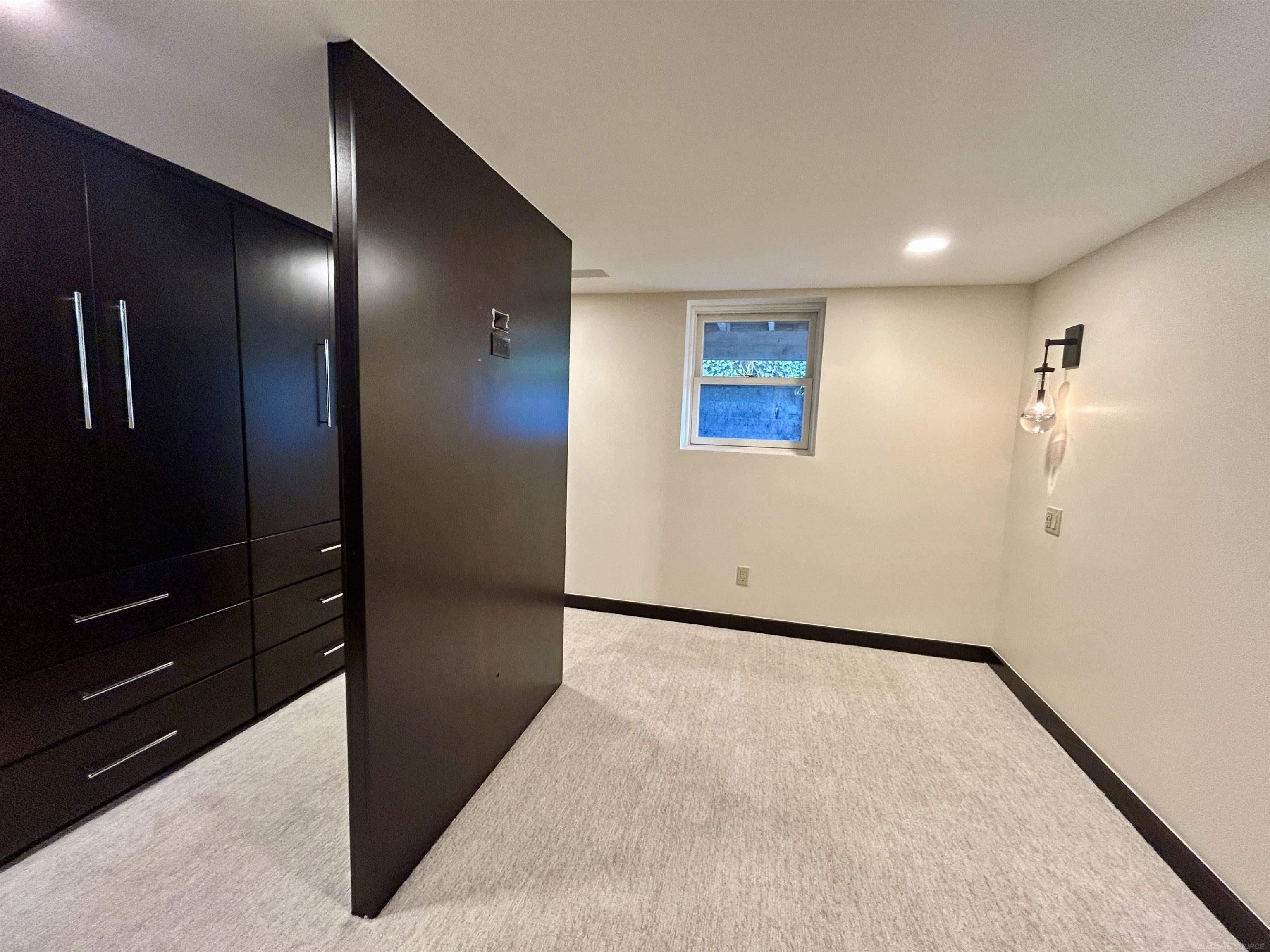 561 Bellevue Avenue