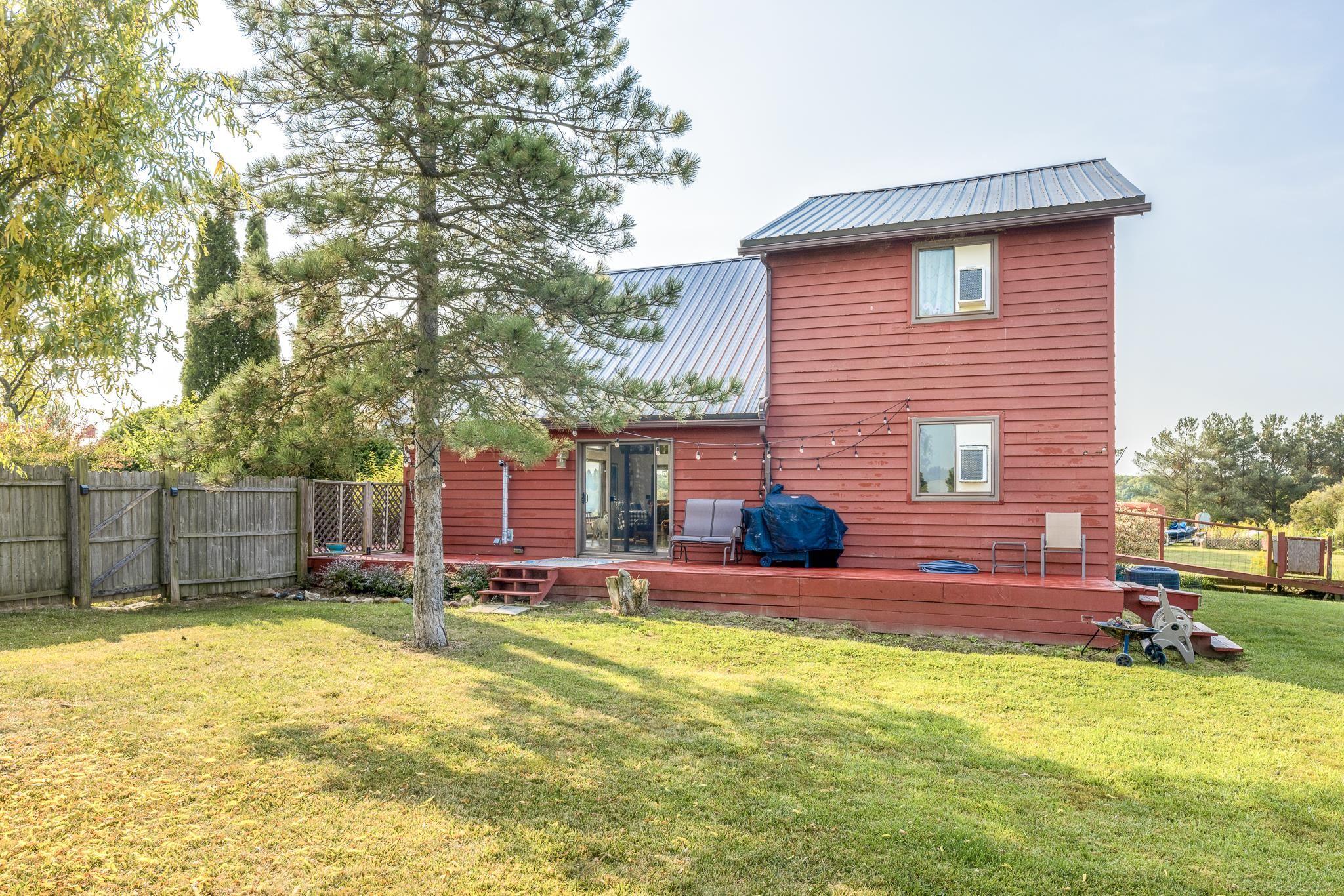 7479 Gibbons Road