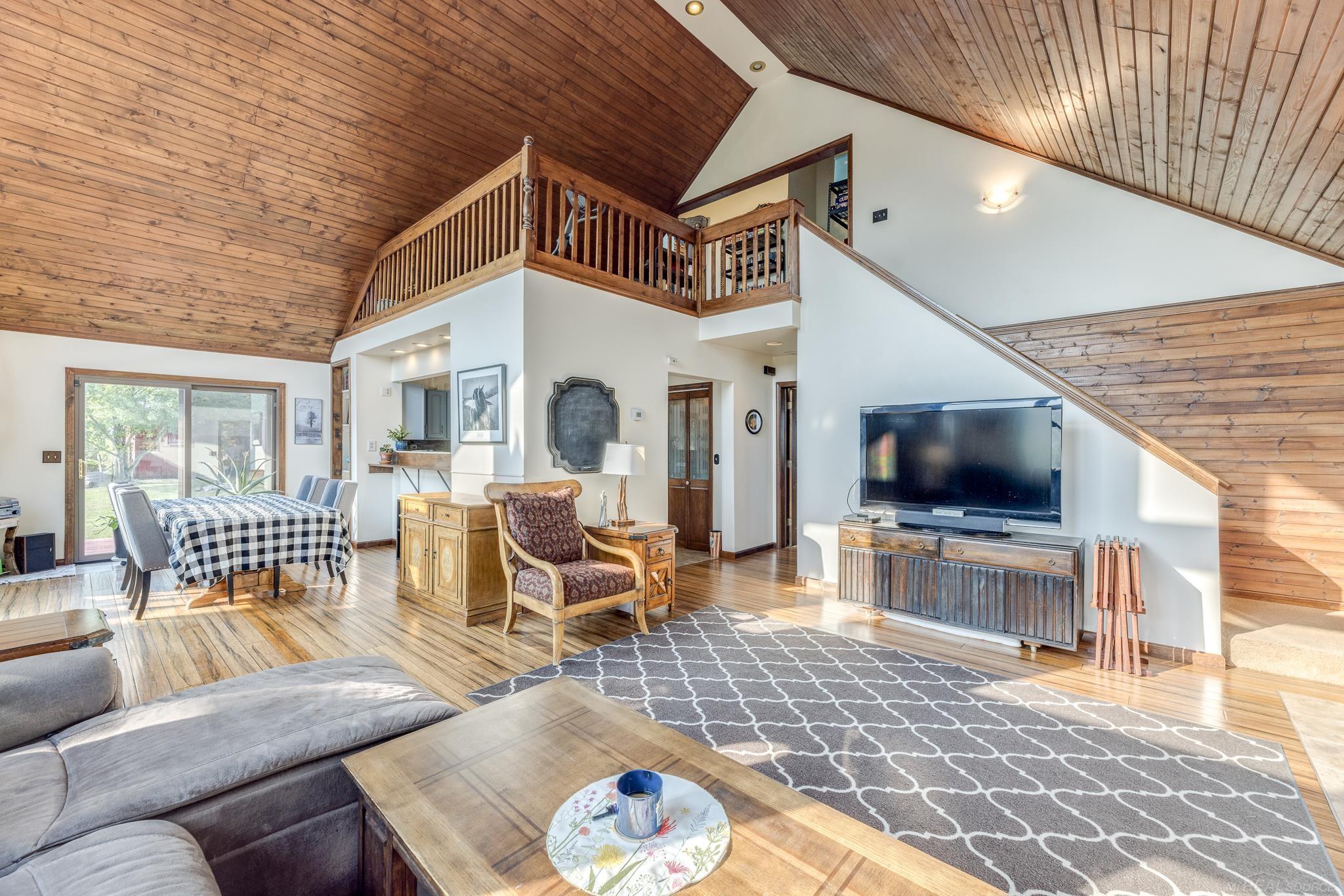 7479 Gibbons Road