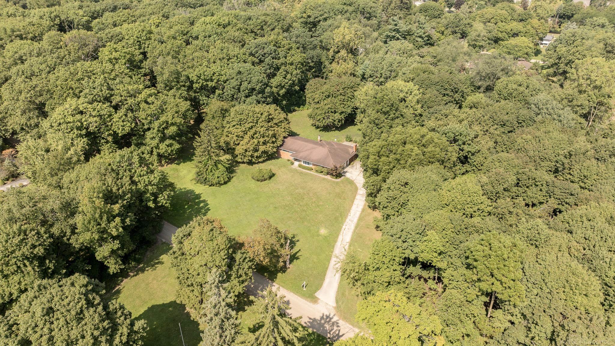 180 S Berkshire Drive