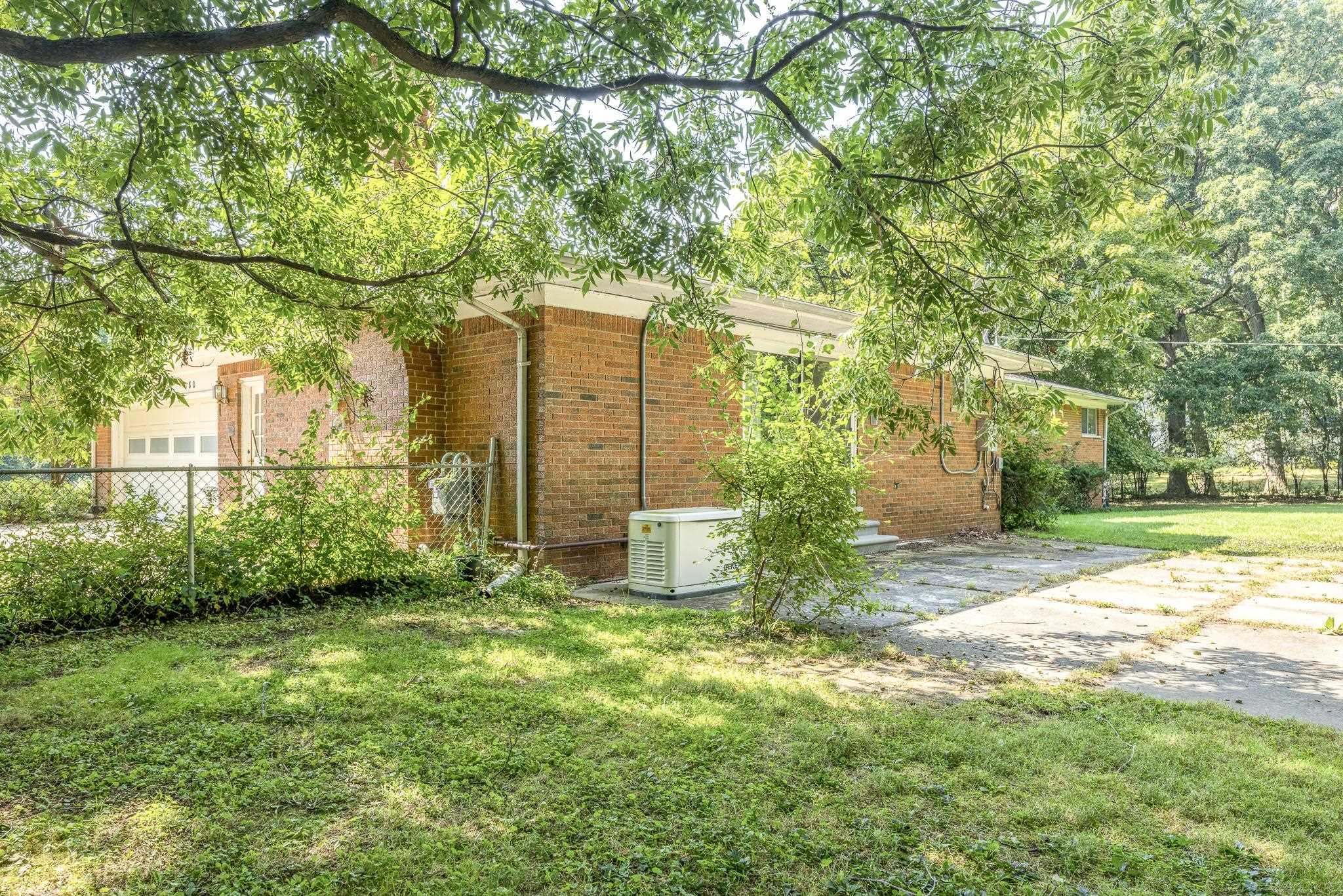 180 S Berkshire Drive