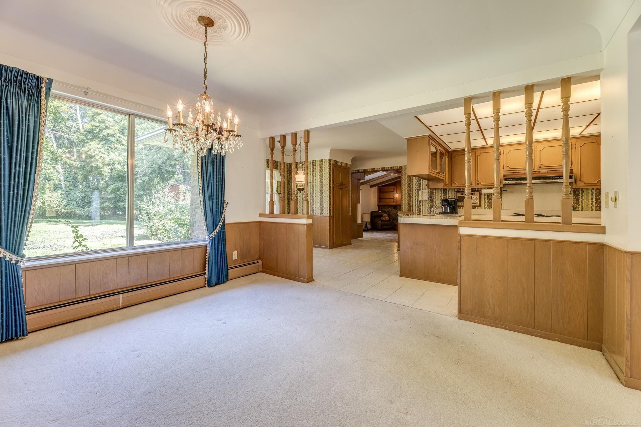 180 S Berkshire Drive