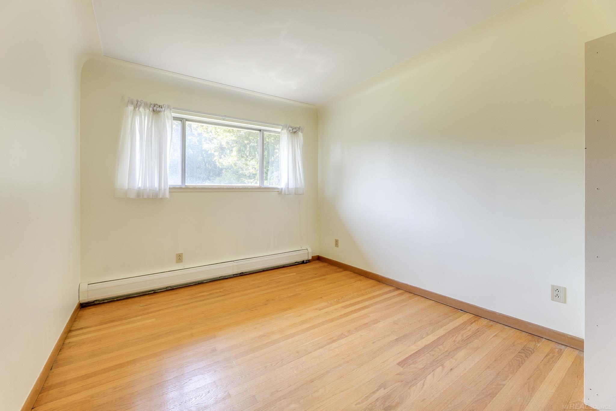 180 S Berkshire Drive
