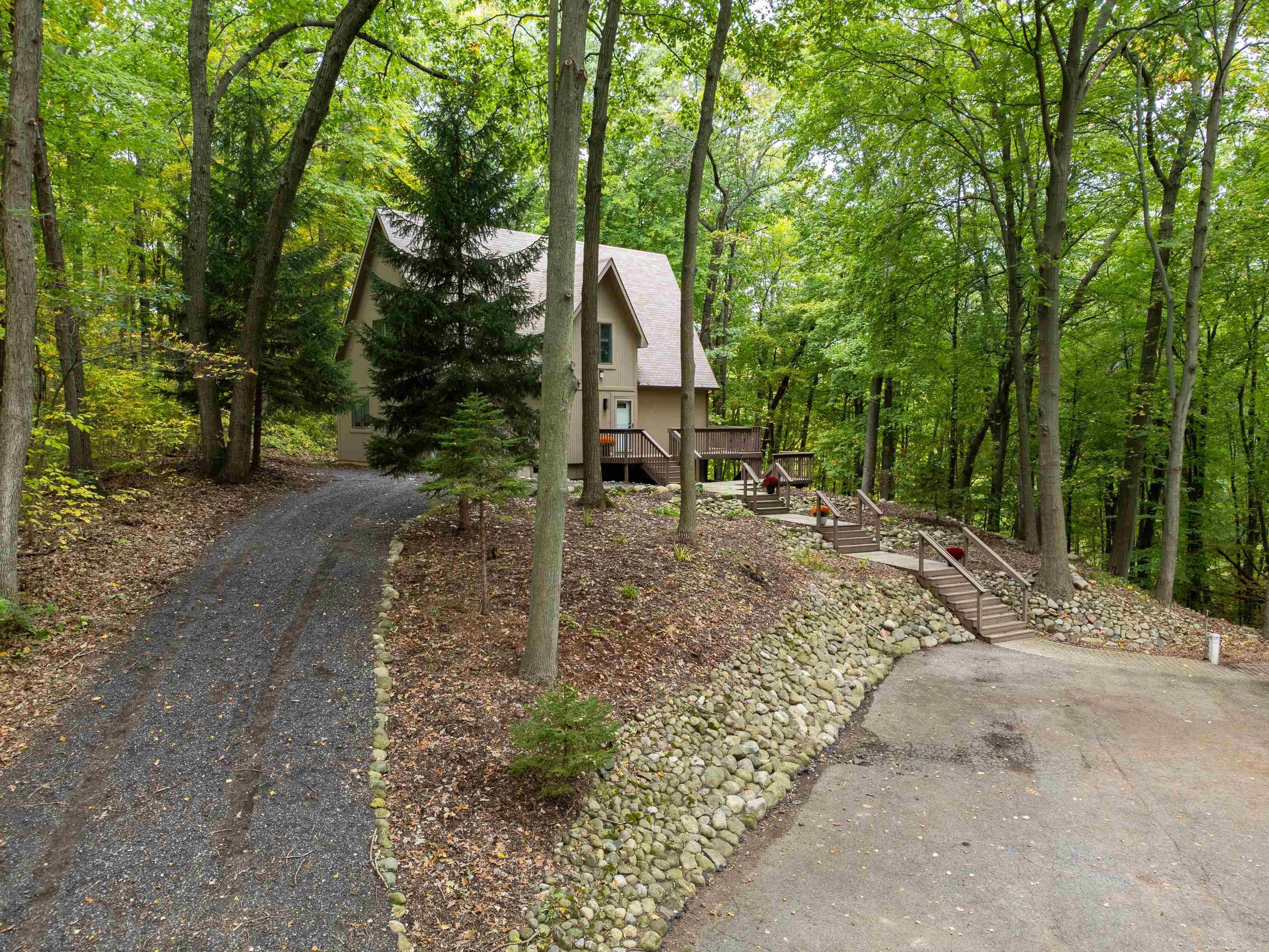 2960 S Ortonville Road