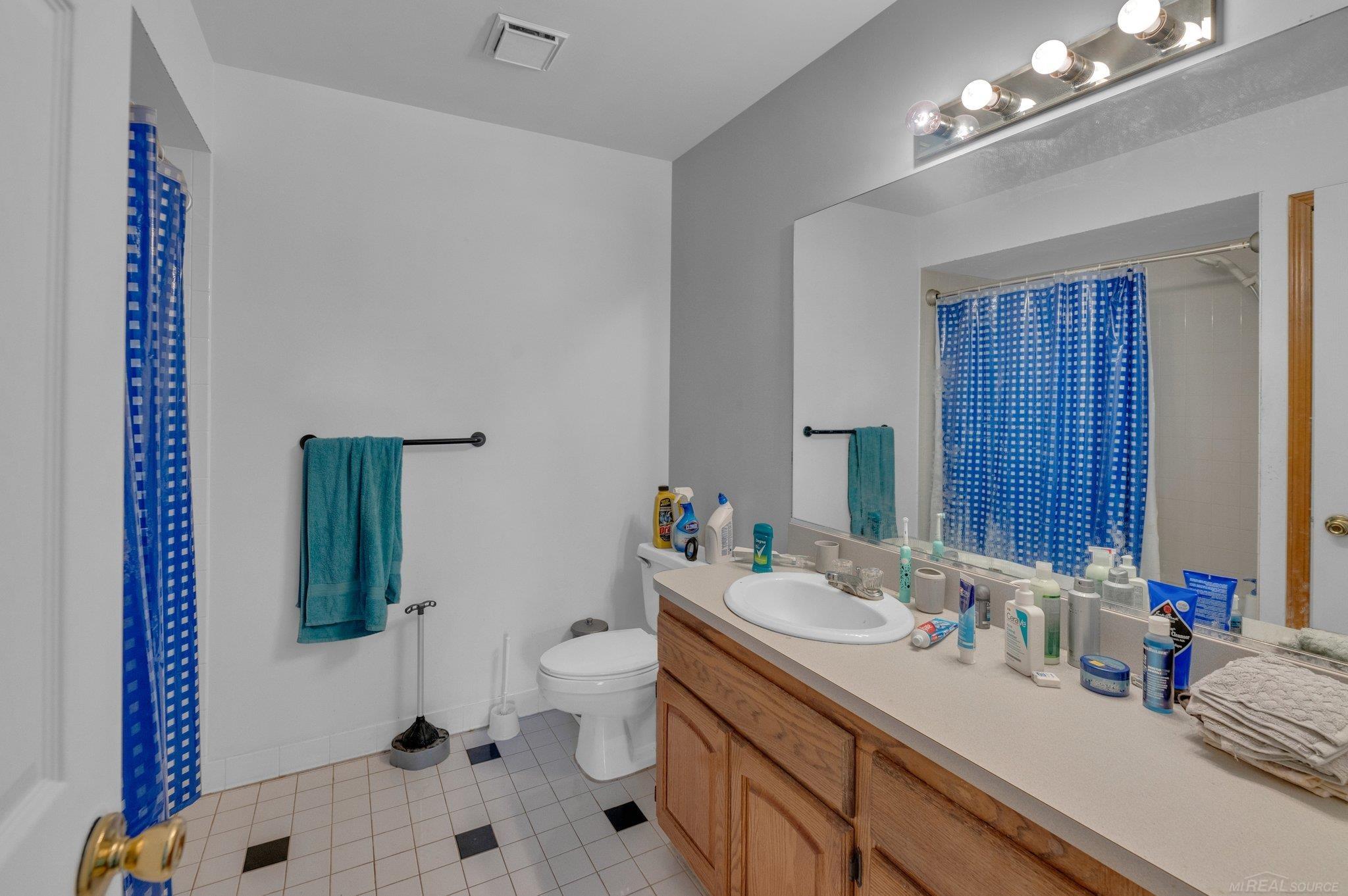 42926 Ian Court