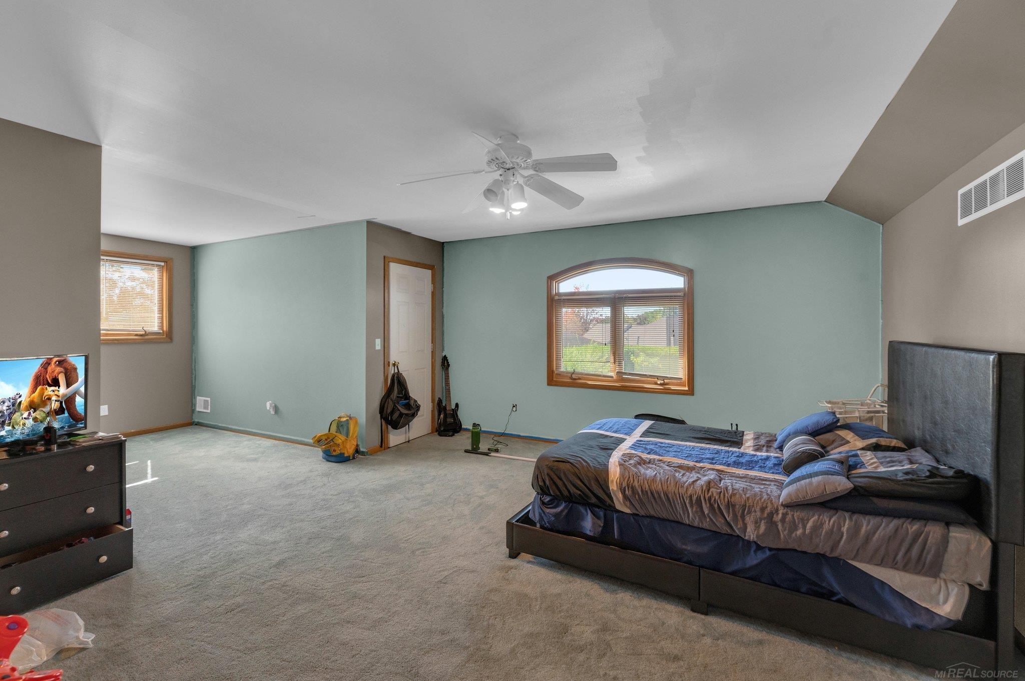 42926 Ian Court