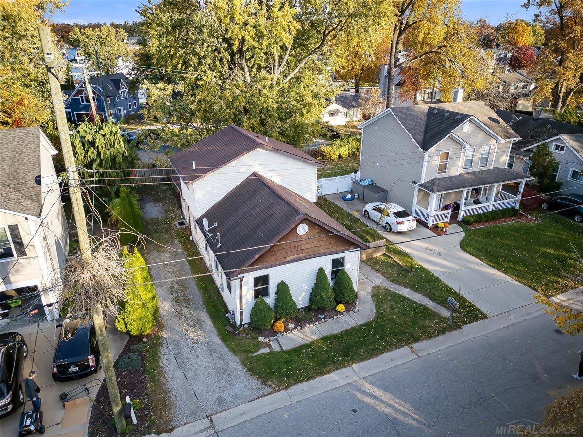 1741 Beechmont Street