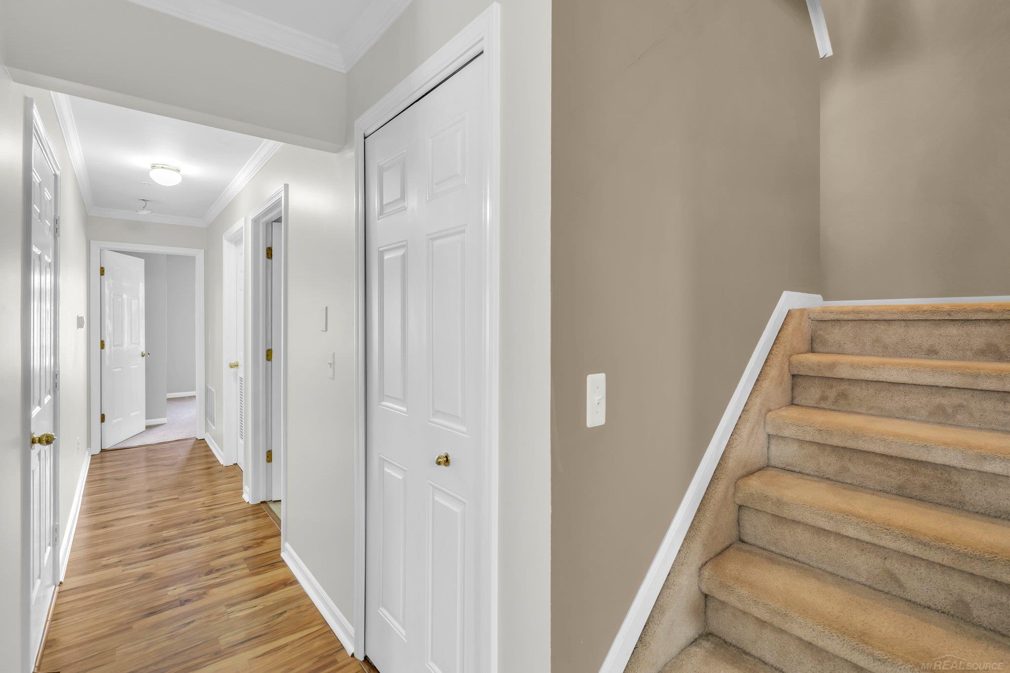 45522 Hidden View Court