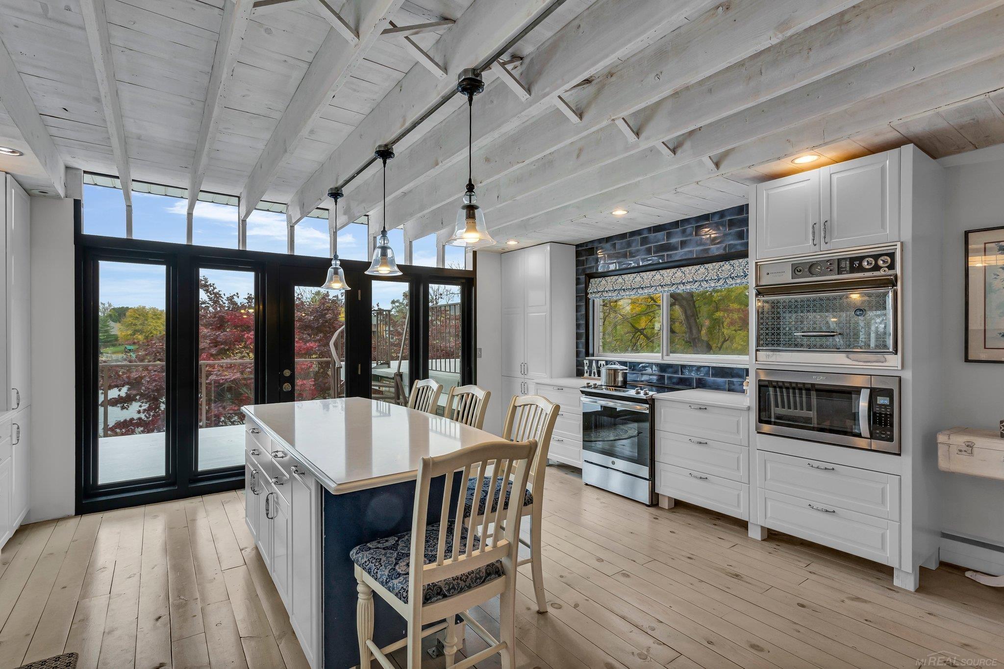 6111 West Road