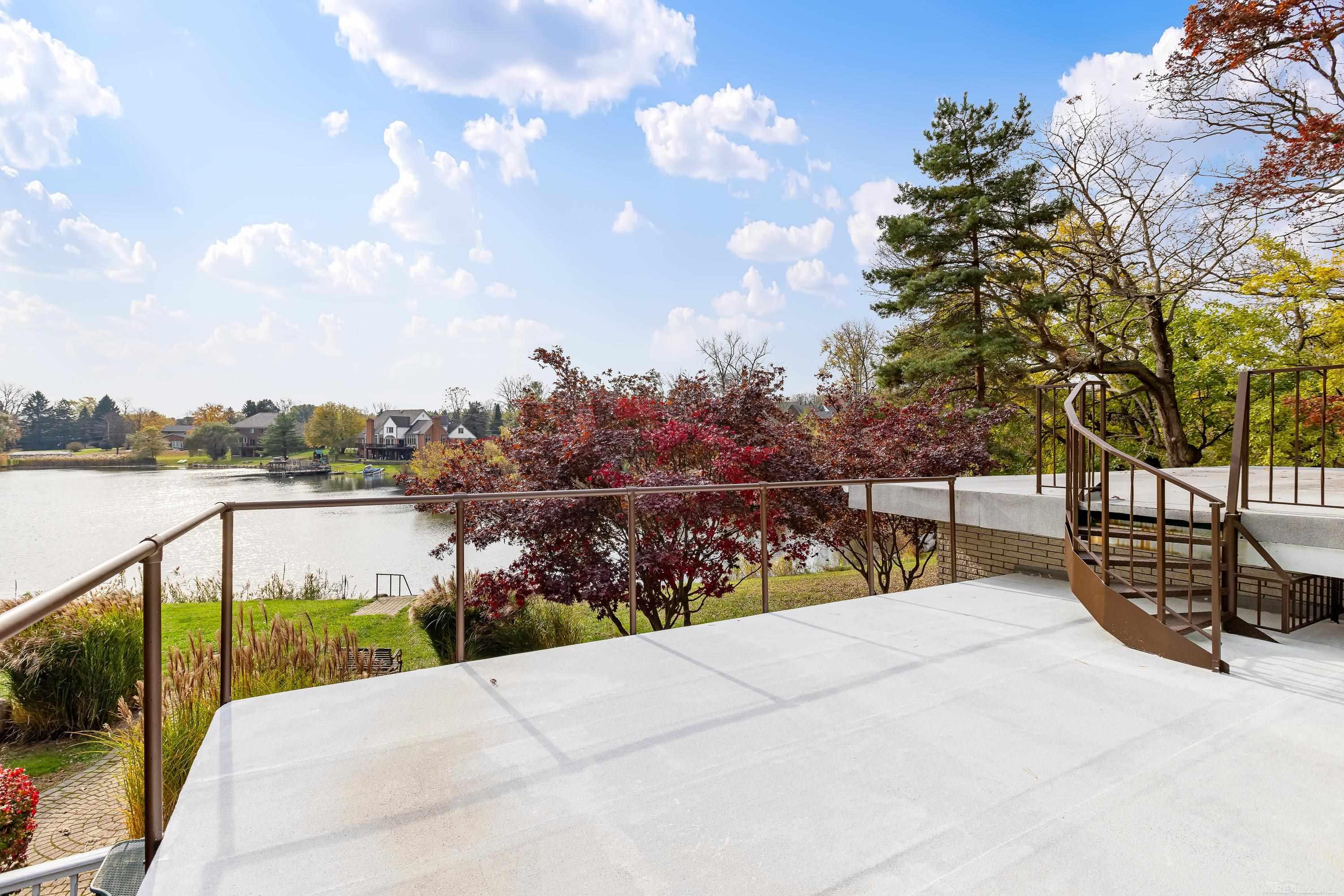 6111 West Road