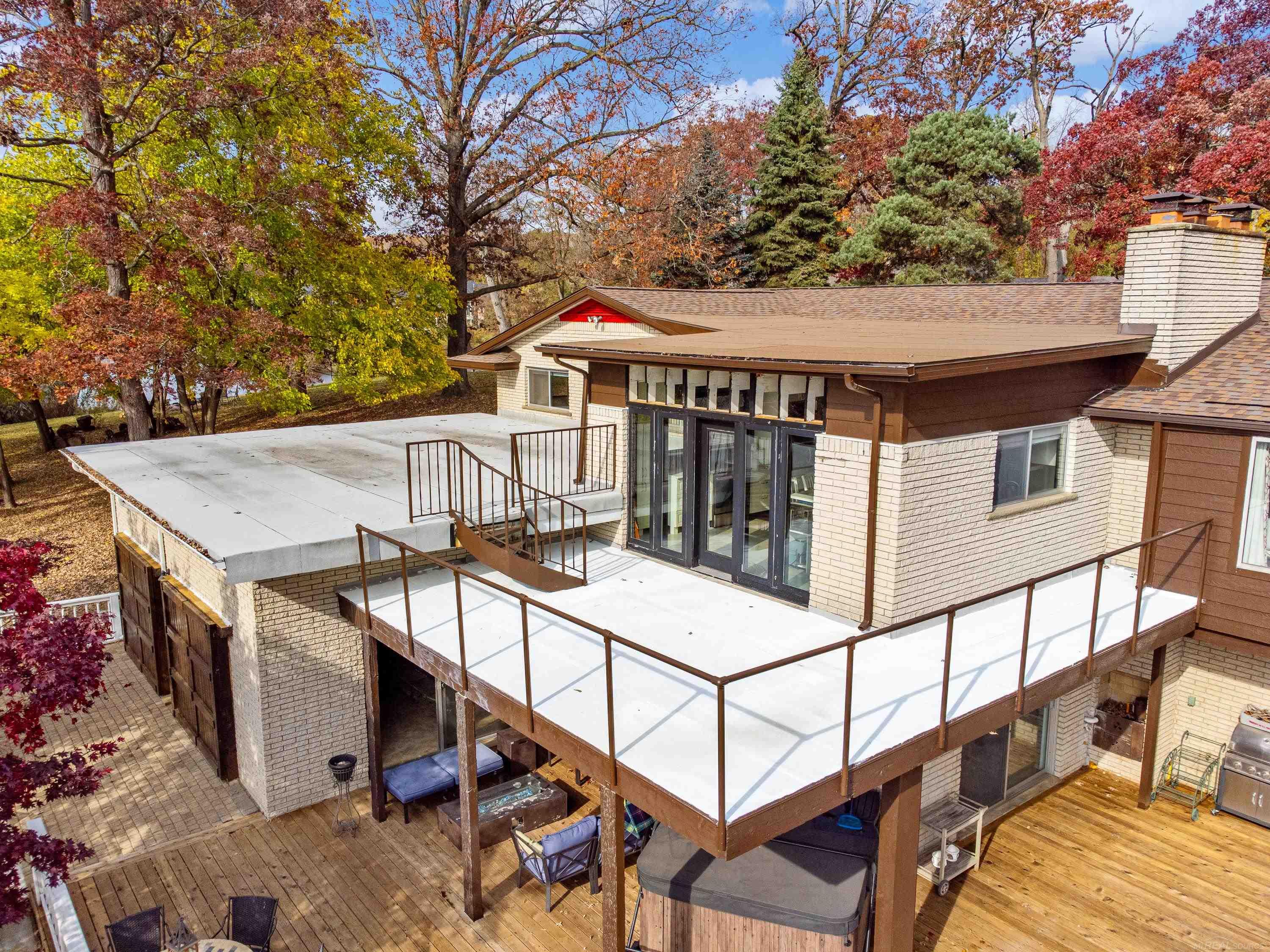 6111 West Road