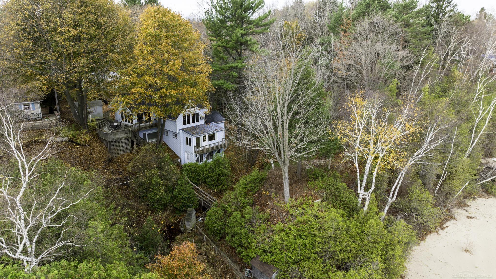 1893 S Lakeshore Road