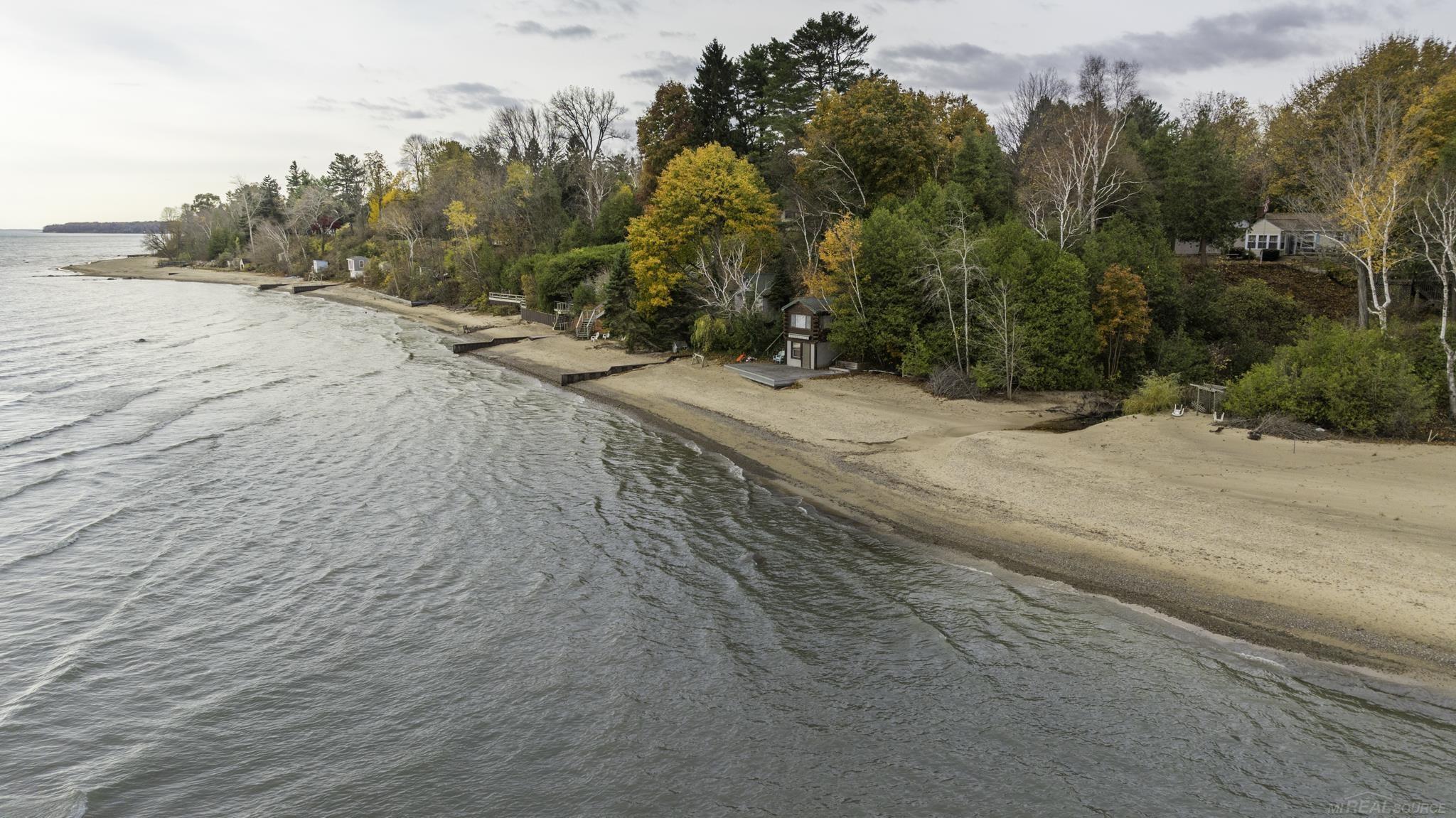 1893 S Lakeshore Road