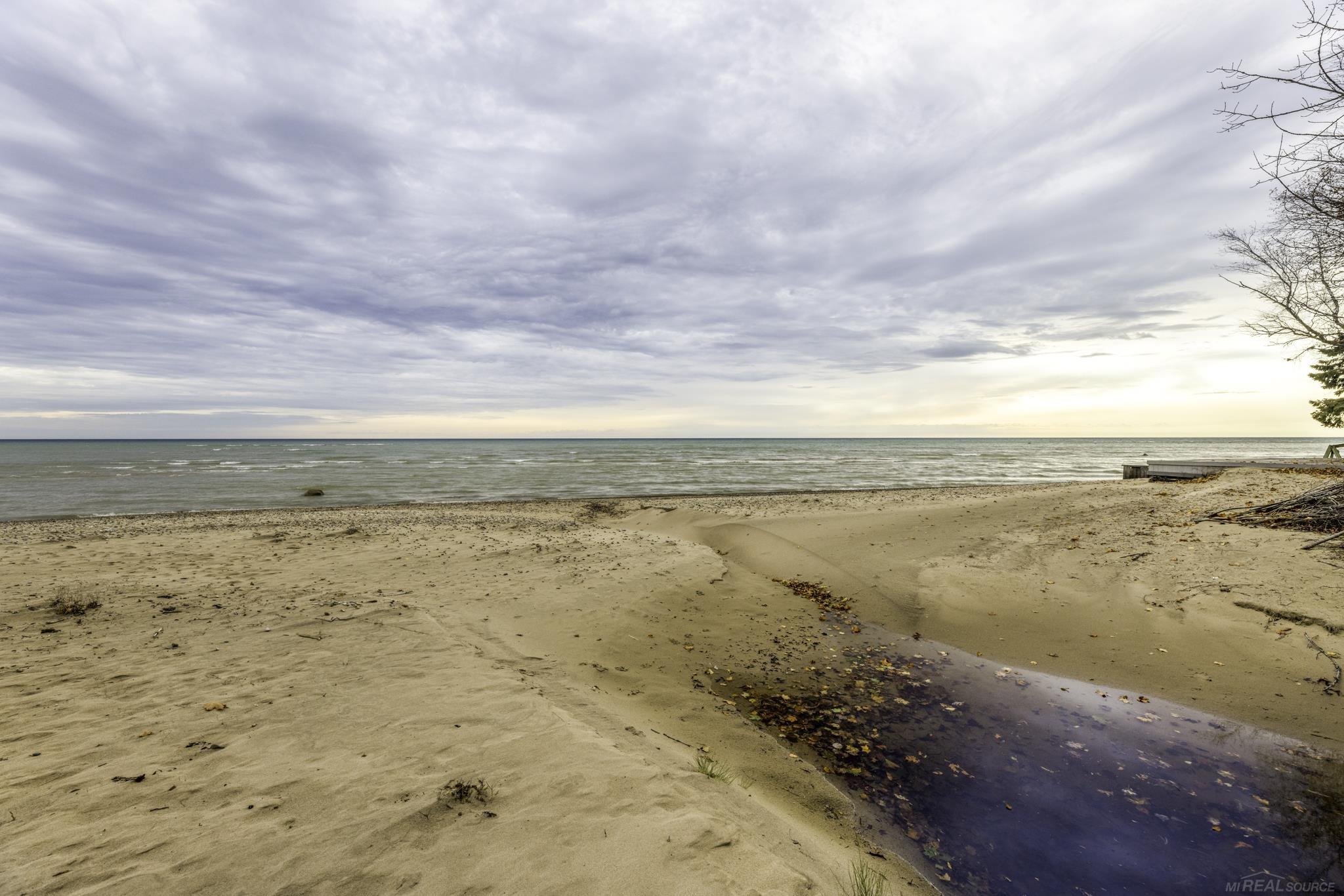 1893 S Lakeshore Road