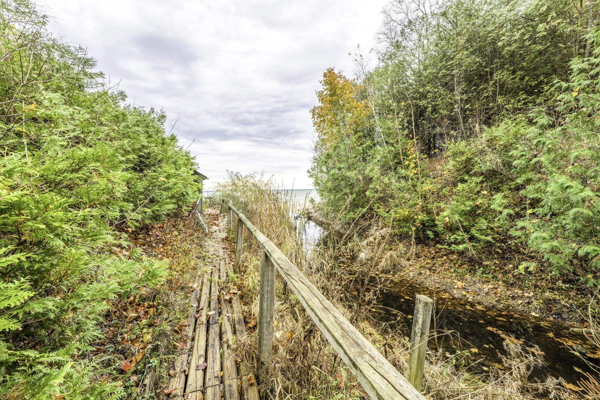 1893 S Lakeshore Road