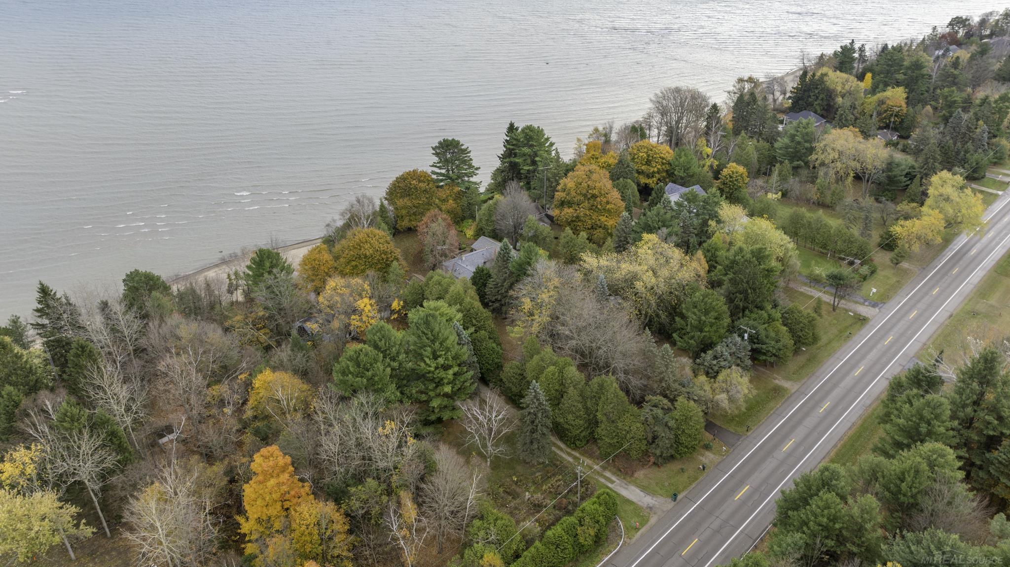 1893 S Lakeshore Road
