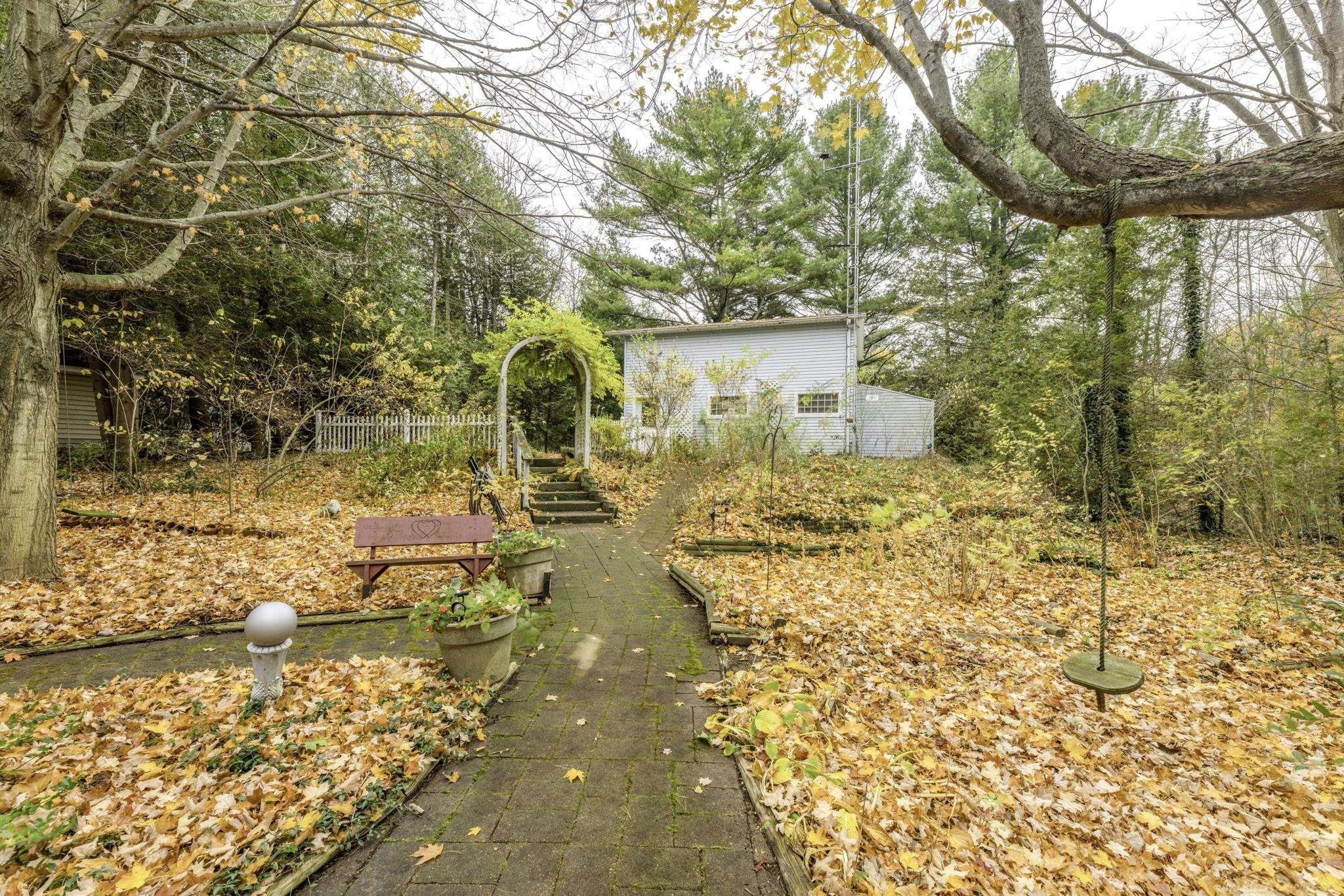 1893 S Lakeshore Road