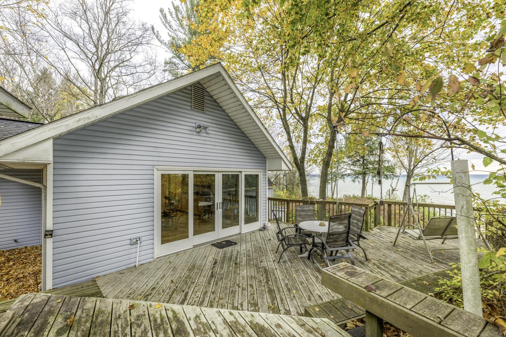 1893 S Lakeshore Road