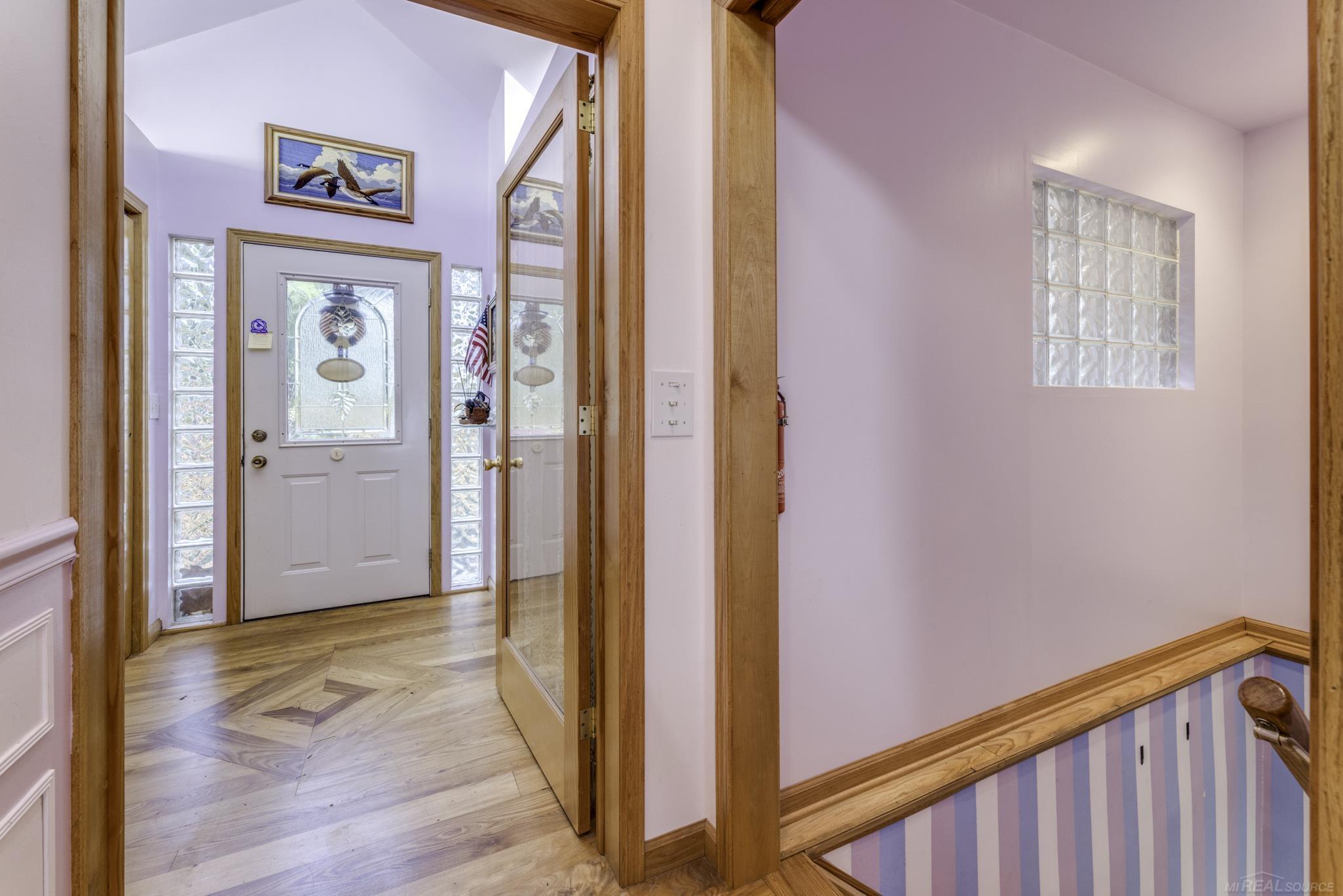 1893 S Lakeshore Road