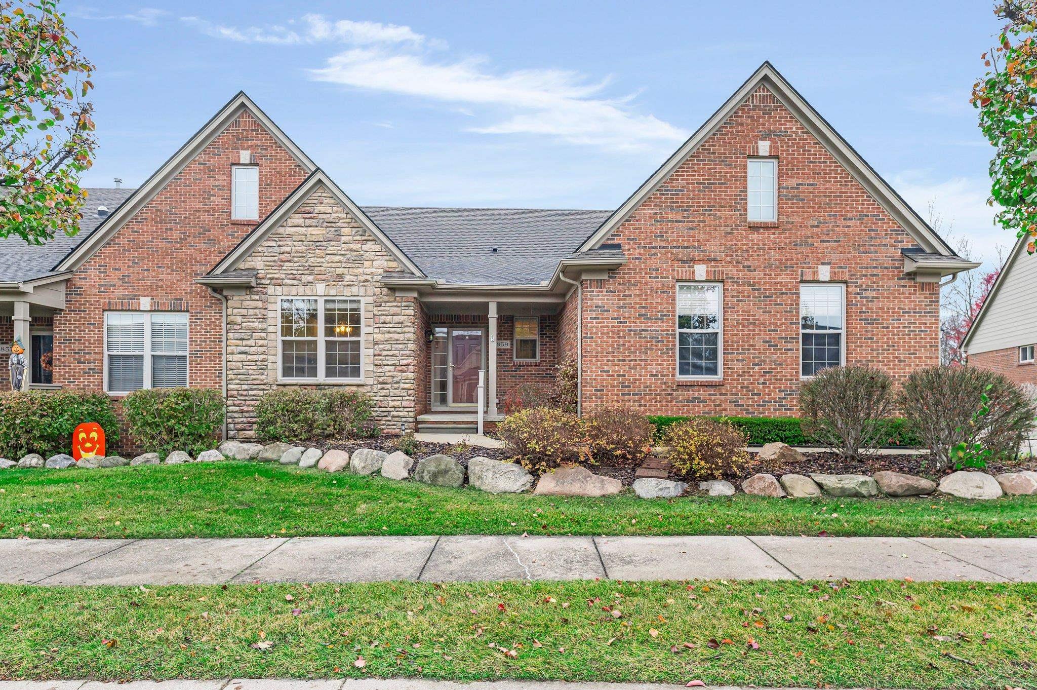 11859 Twin Brook Drive