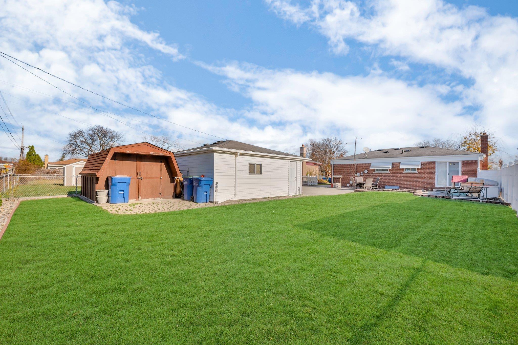 27551 Strathmoor Drive