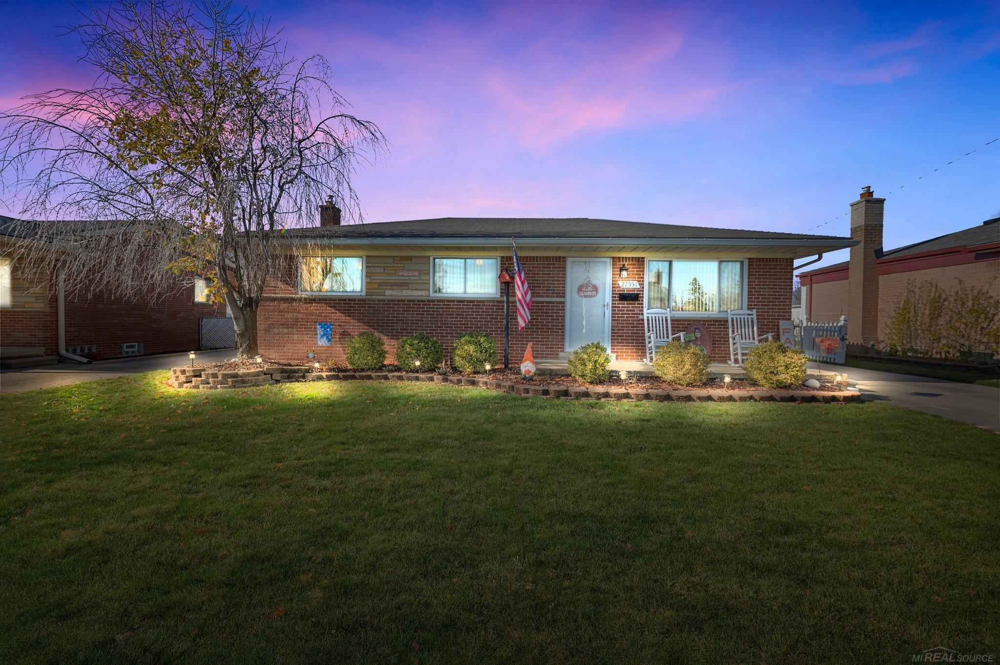 27551 Strathmoor Drive
