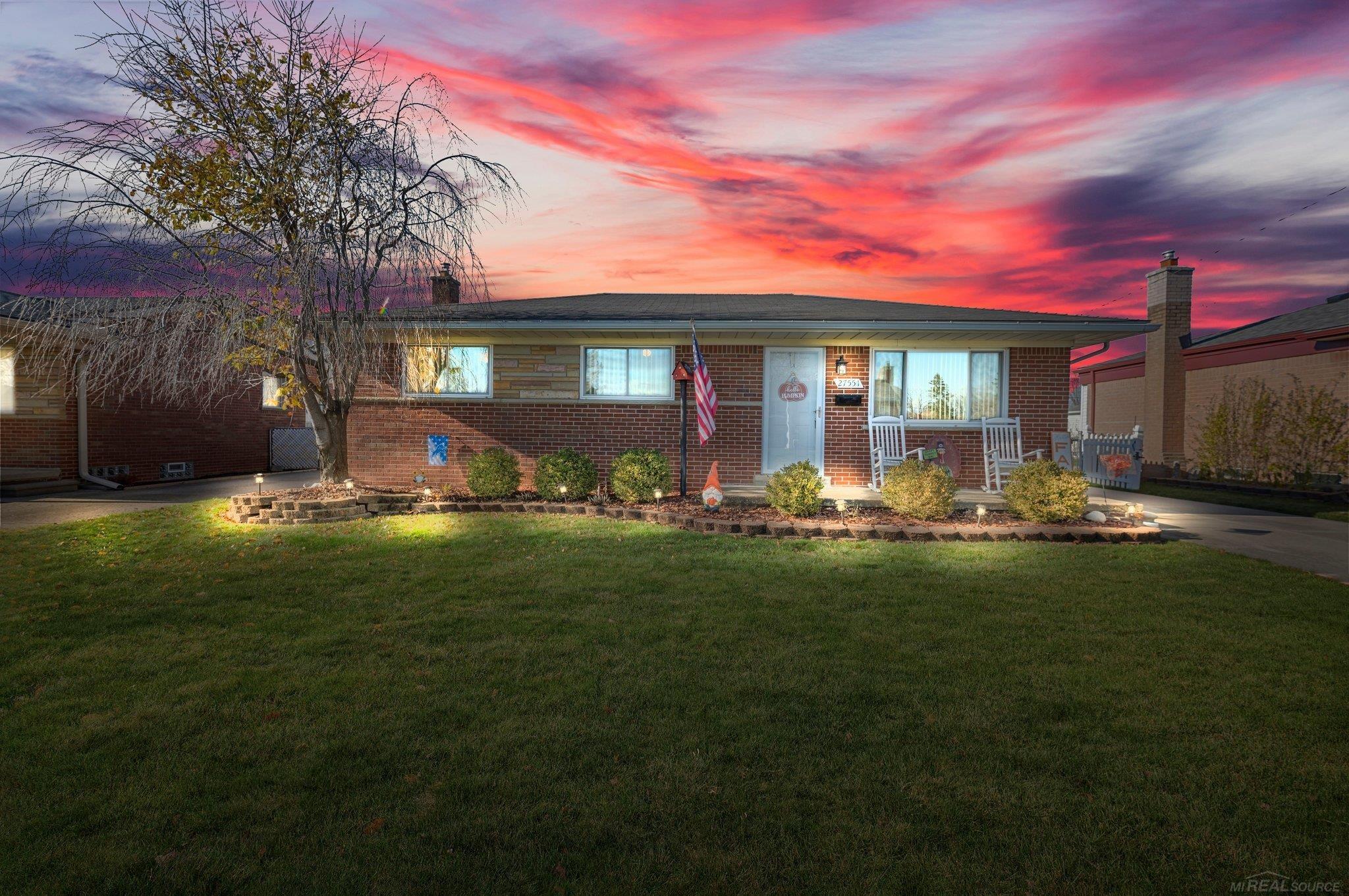 27551 Strathmoor Drive