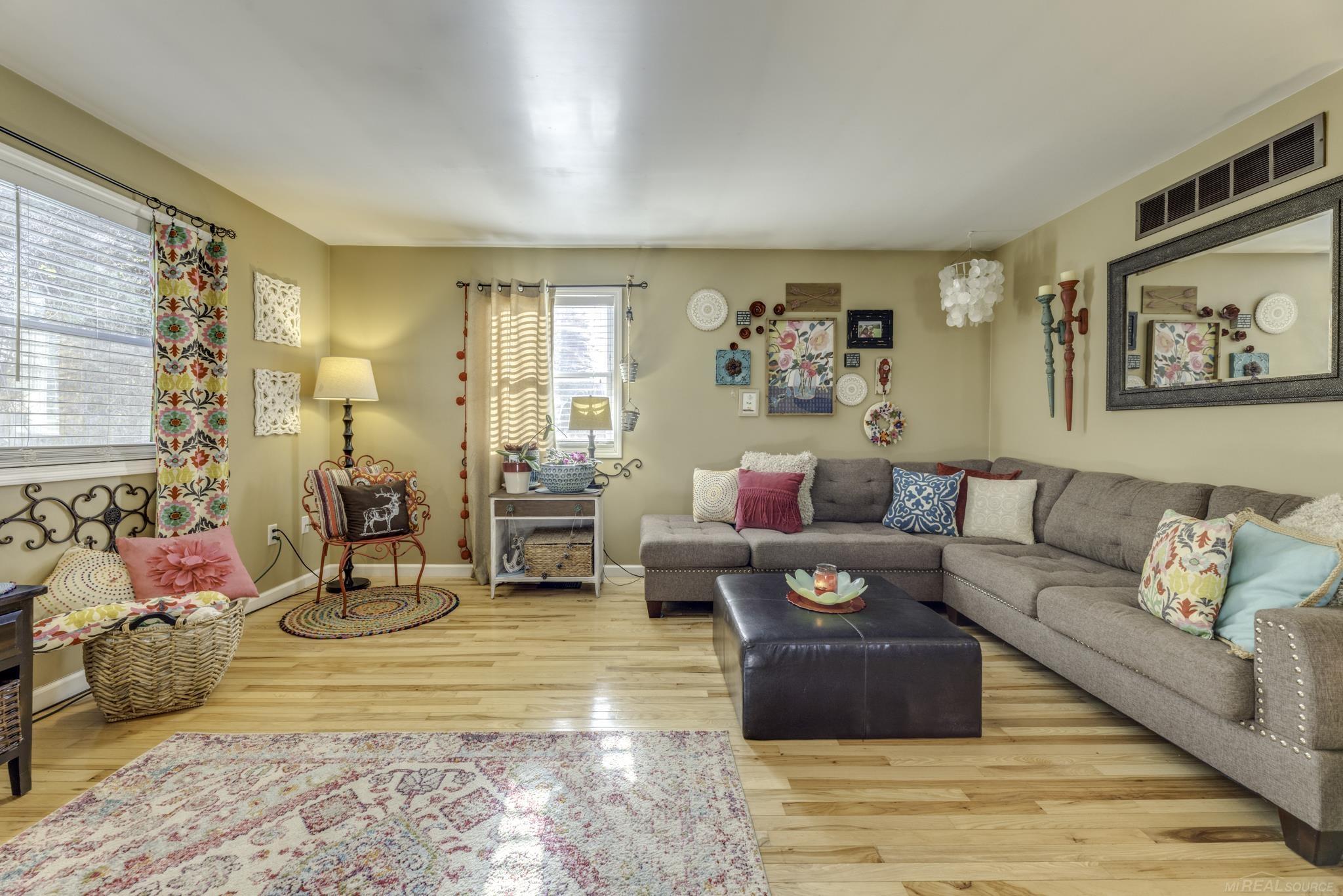 7124 Baker Road