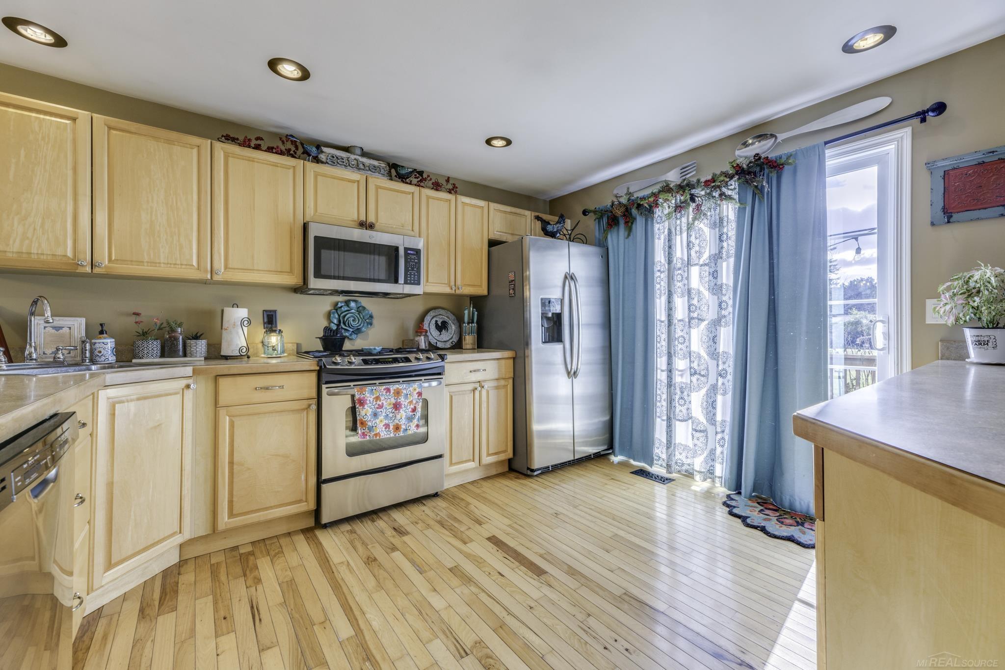 7124 Baker Road