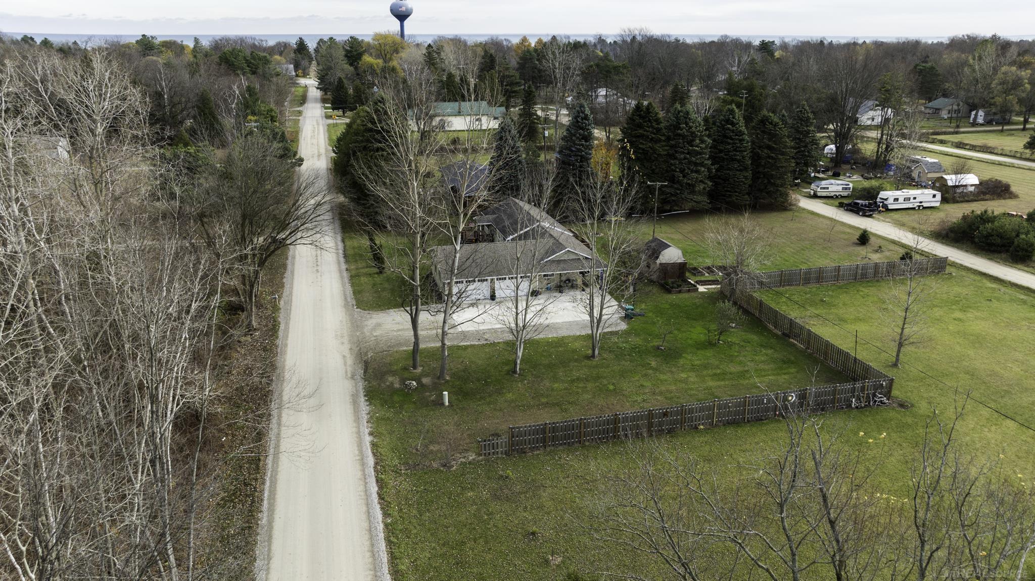 7124 Baker Road