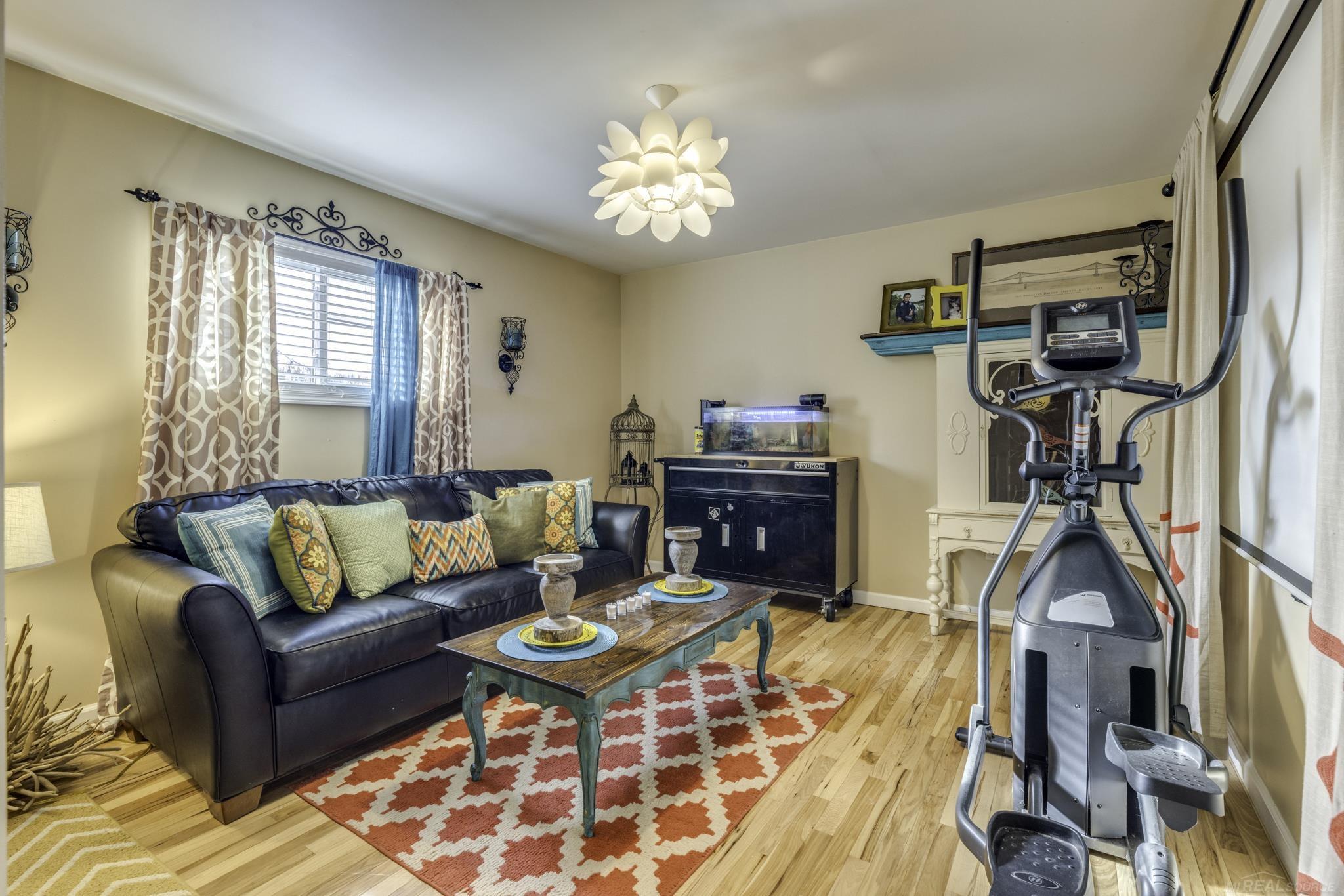 7124 Baker Road