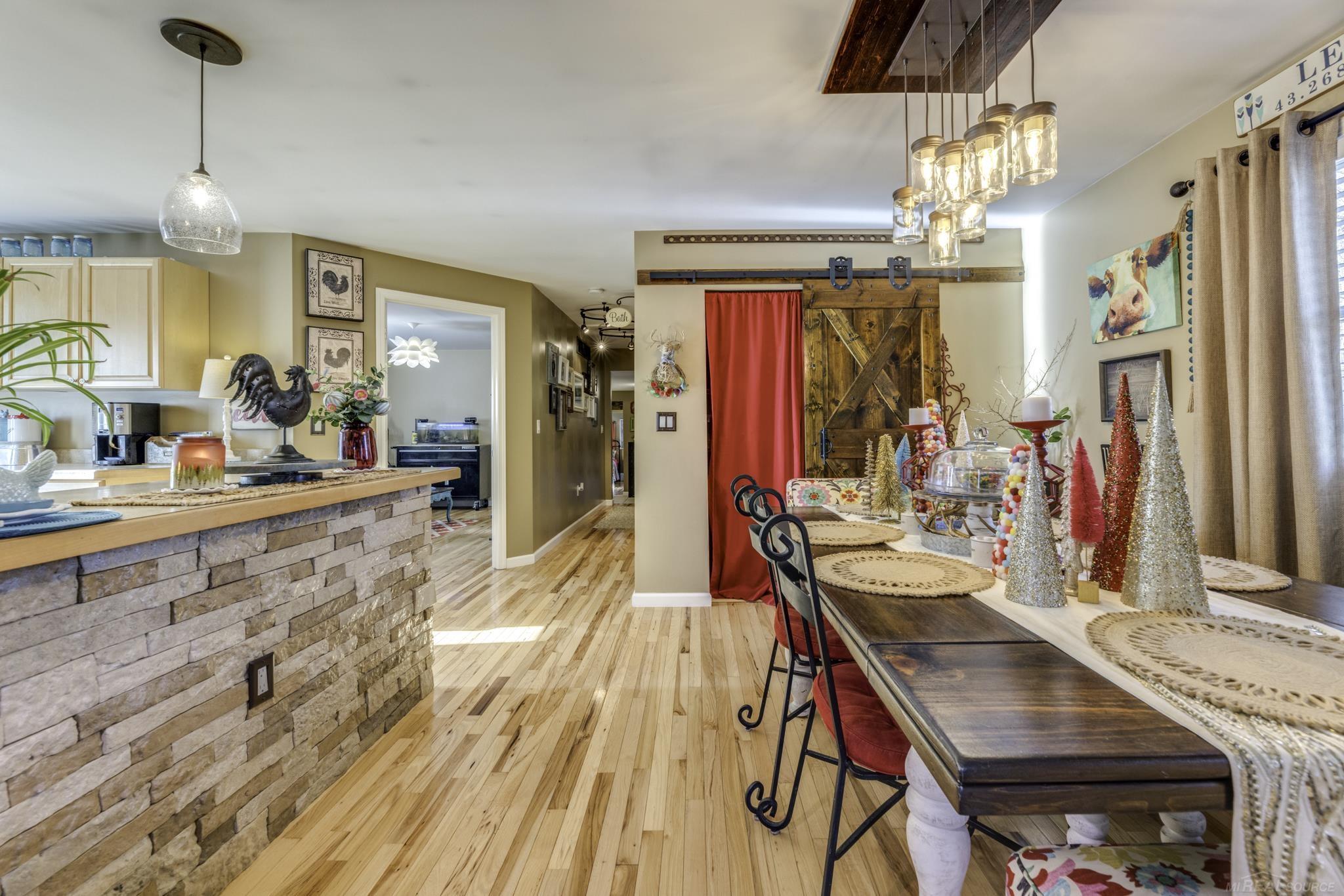 7124 Baker Road
