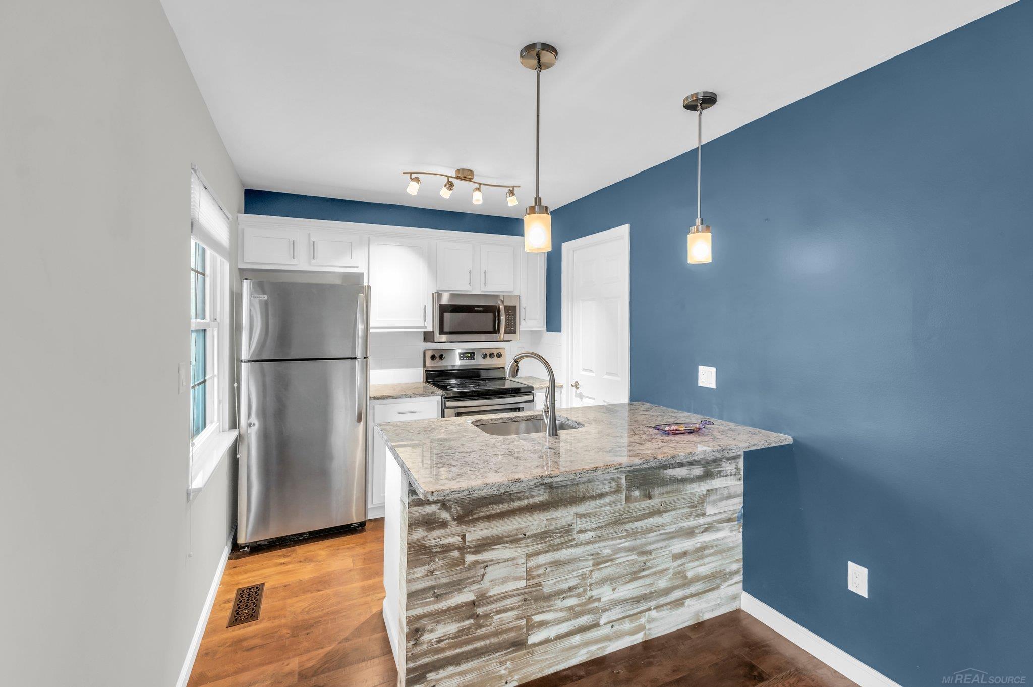 211 Lake Village Drive