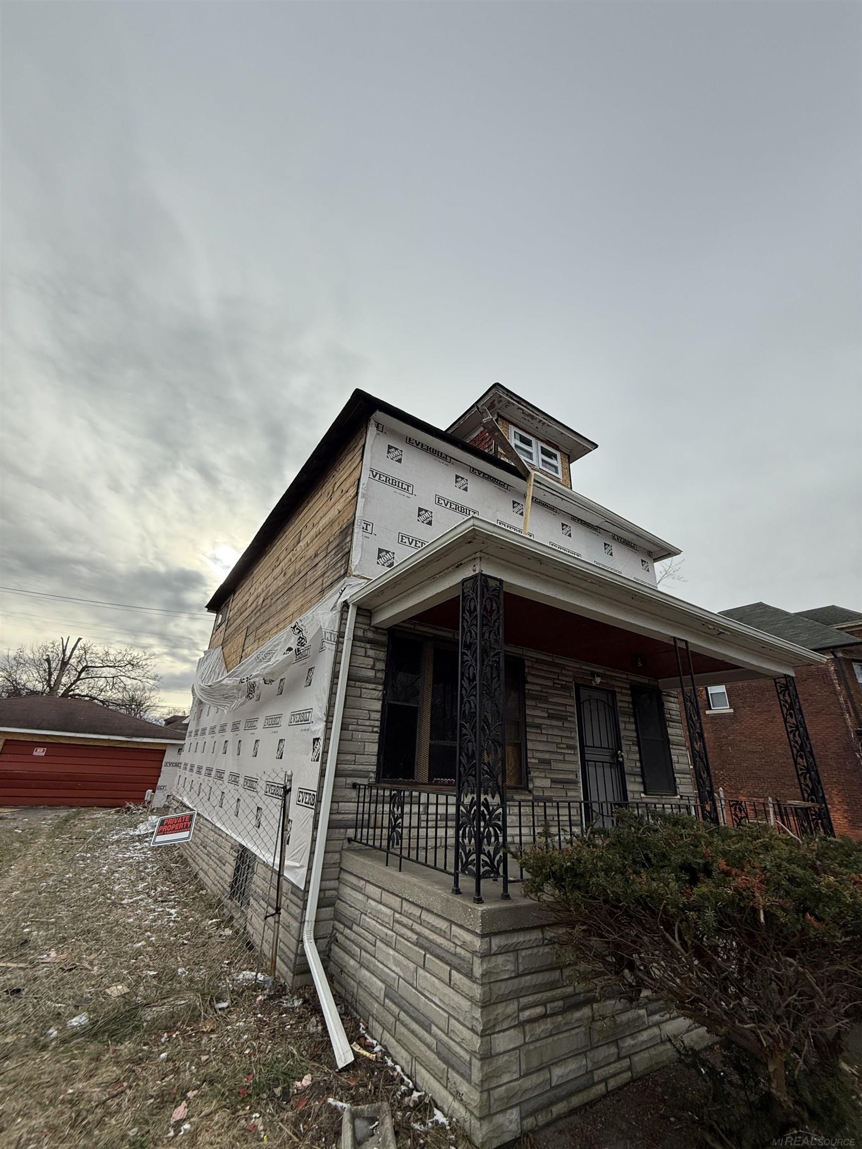 3215 Columbus Street