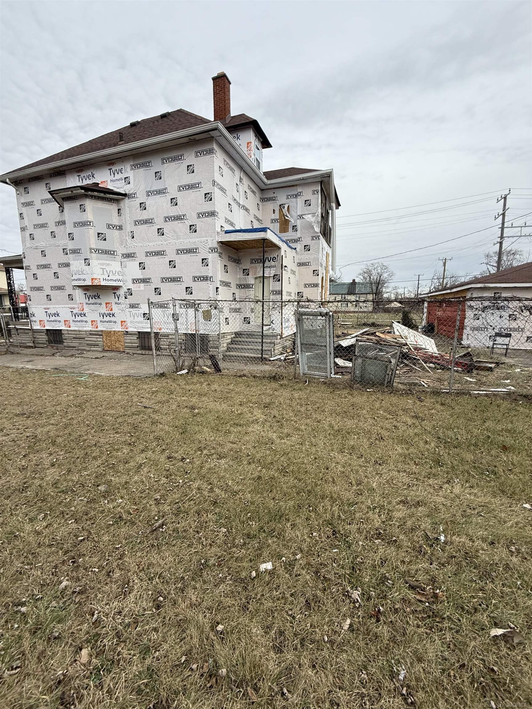 3215 Columbus Street