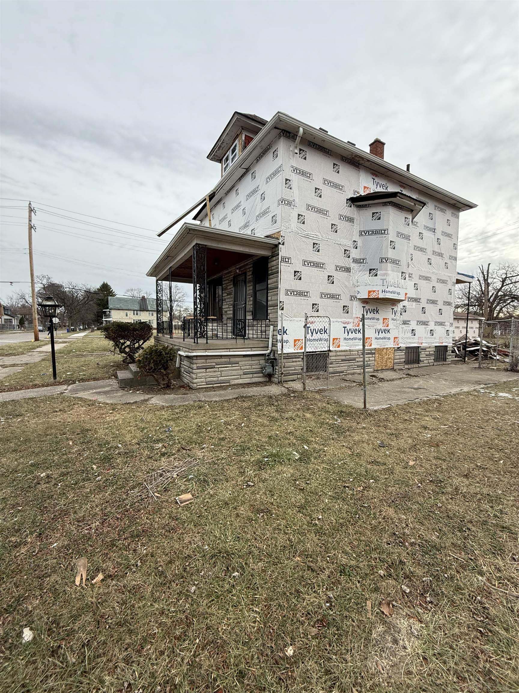 3215 Columbus Street
