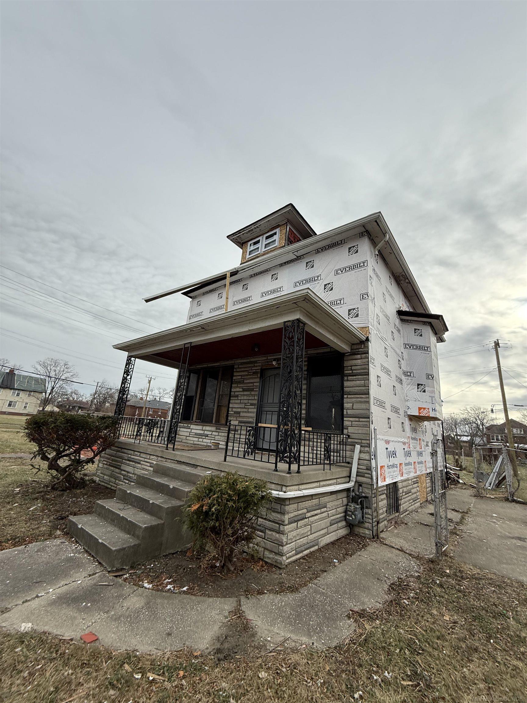 3215 Columbus Street